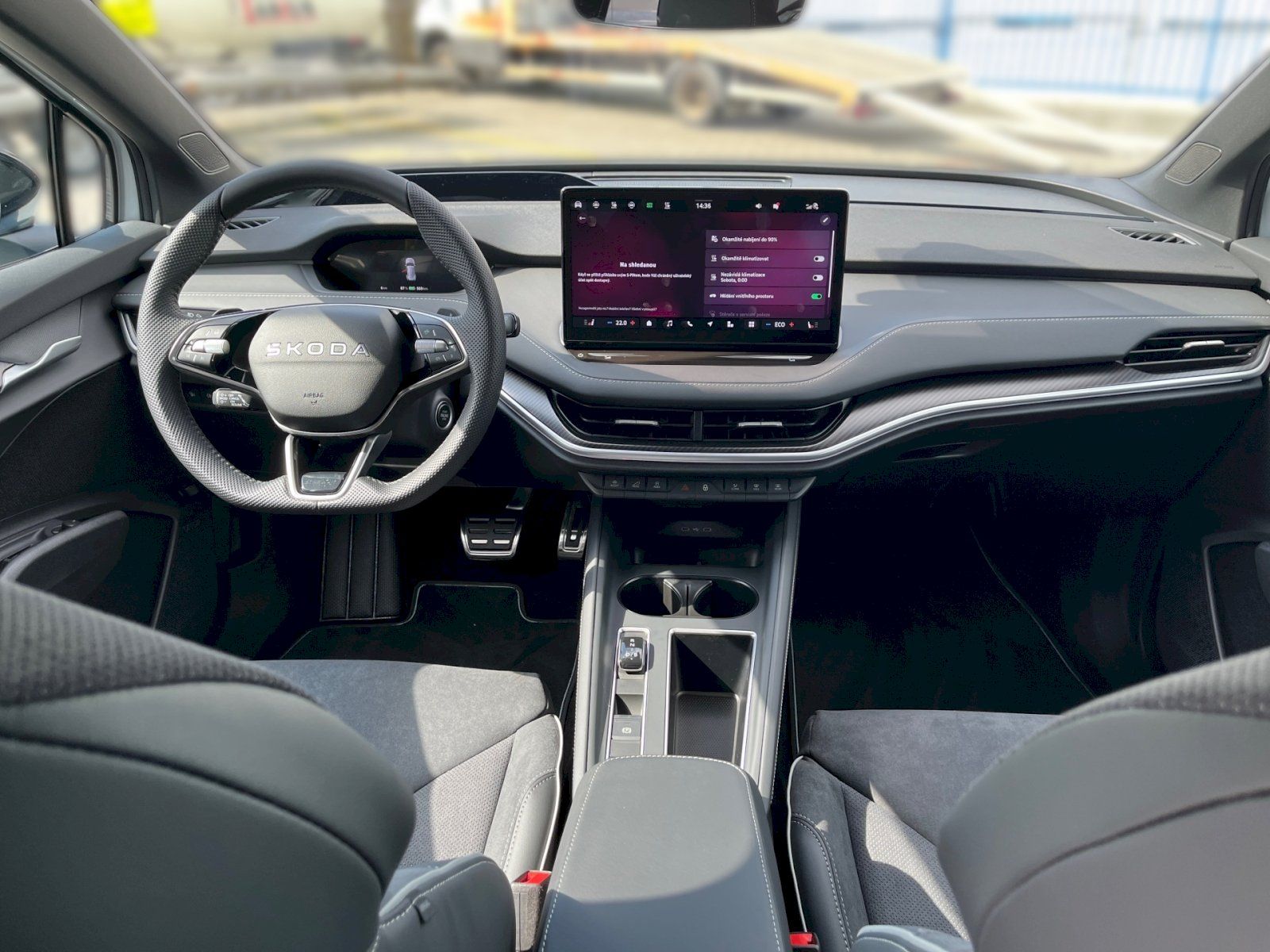 Škoda Enyaq iV, Sportline 85 kWh 210 kW - fotka 5