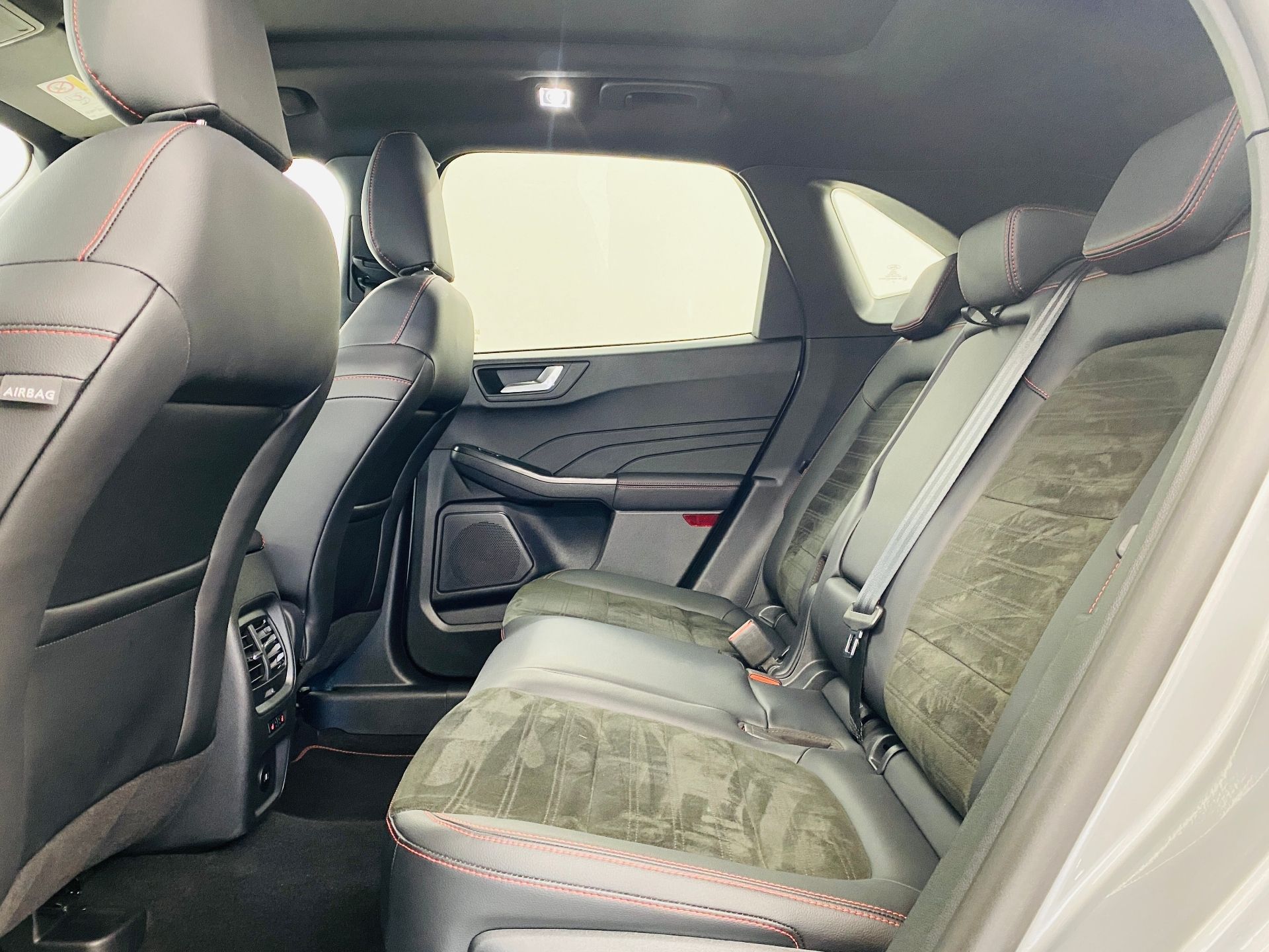 Ford Kuga, 1.5 EcoBoost 110kW ST-Line - fotka 6