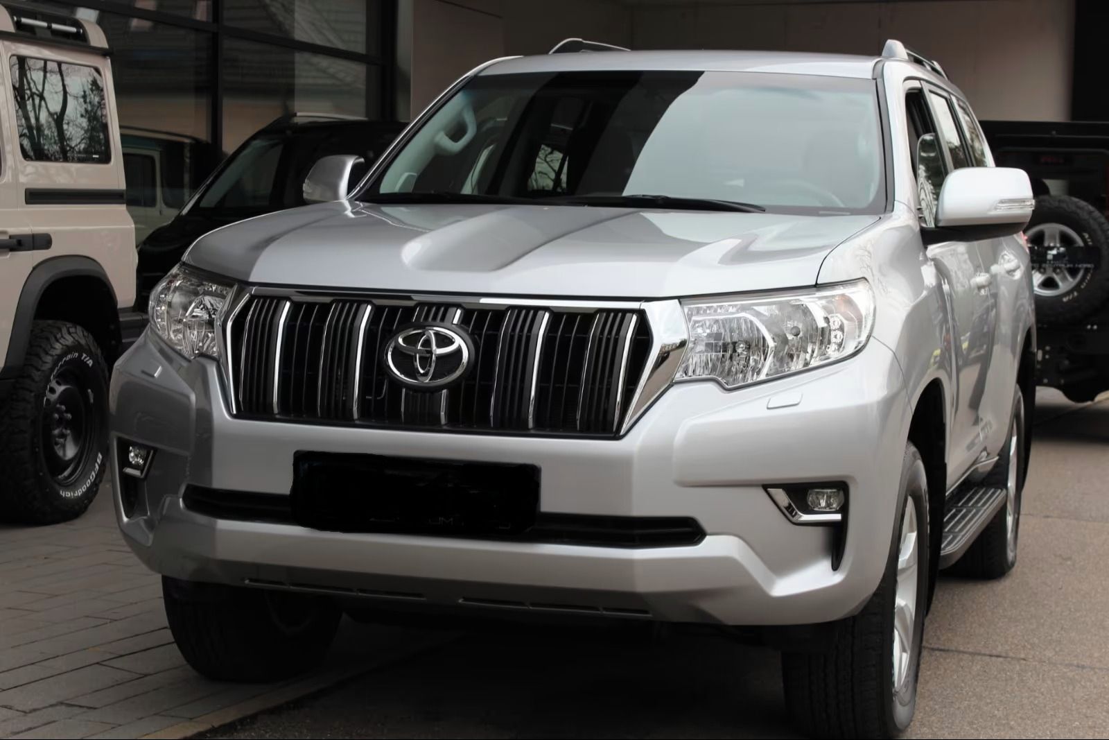 Toyota Land Cruiser, LAND CRUISER 2.8 D-4D Comfort