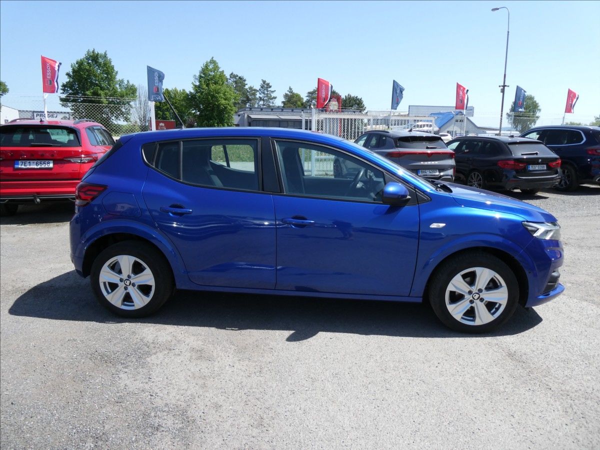 Dacia Sandero, 1,0 TCe 67kW Comfort, navigace - fotka 2