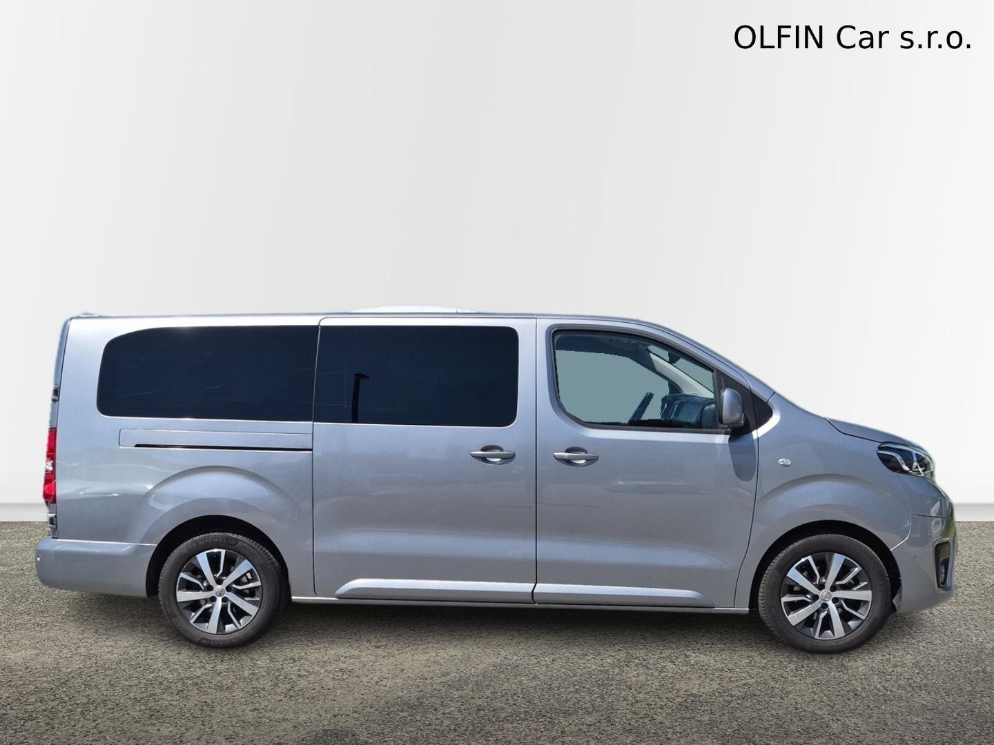 Toyota Proace Verso, Glass Shuttle 2.0 D 180 8A/T B - fotka 6