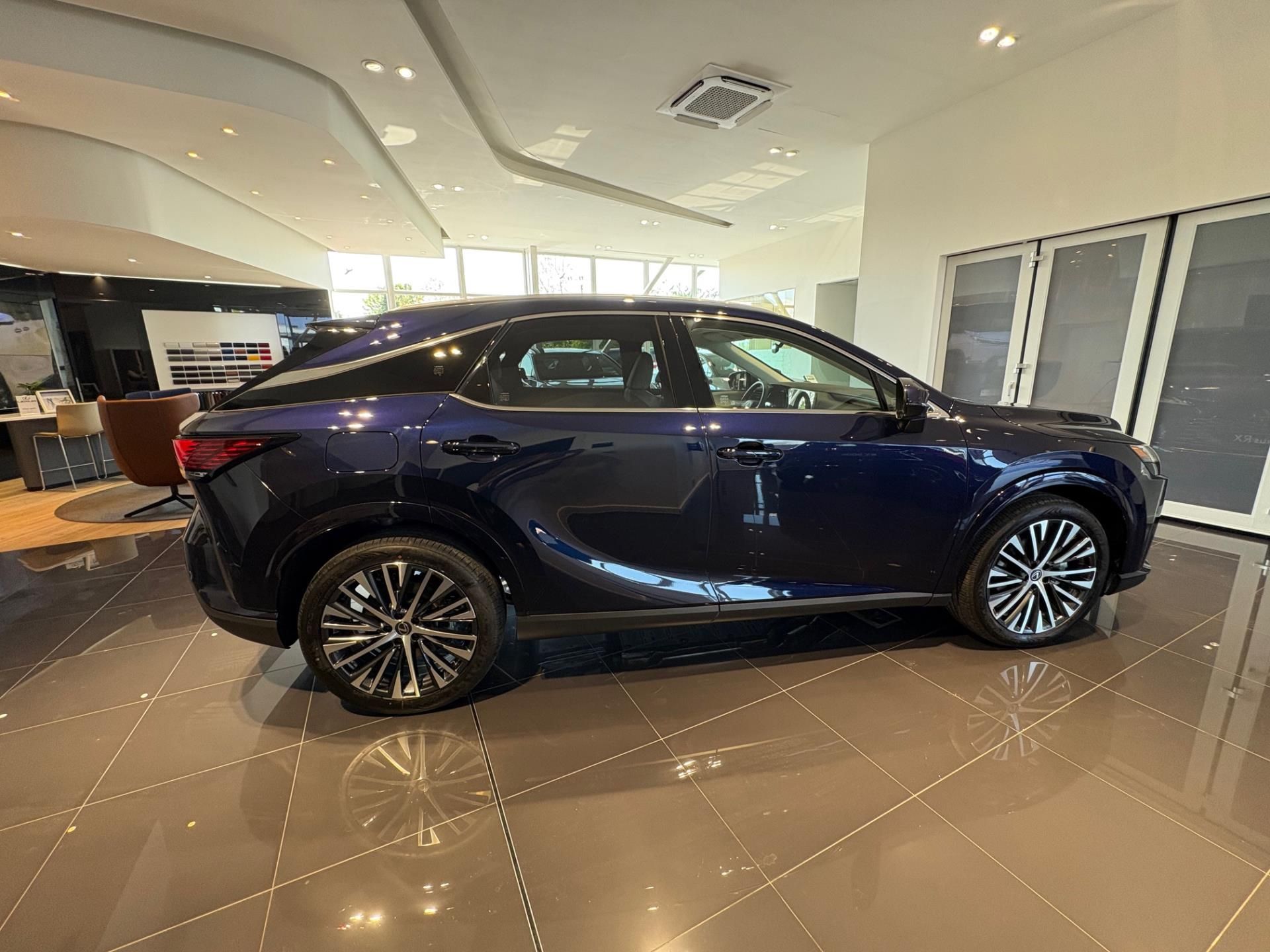 Lexus RX 450h+, EXECUTIVE PLUS - fotka 5