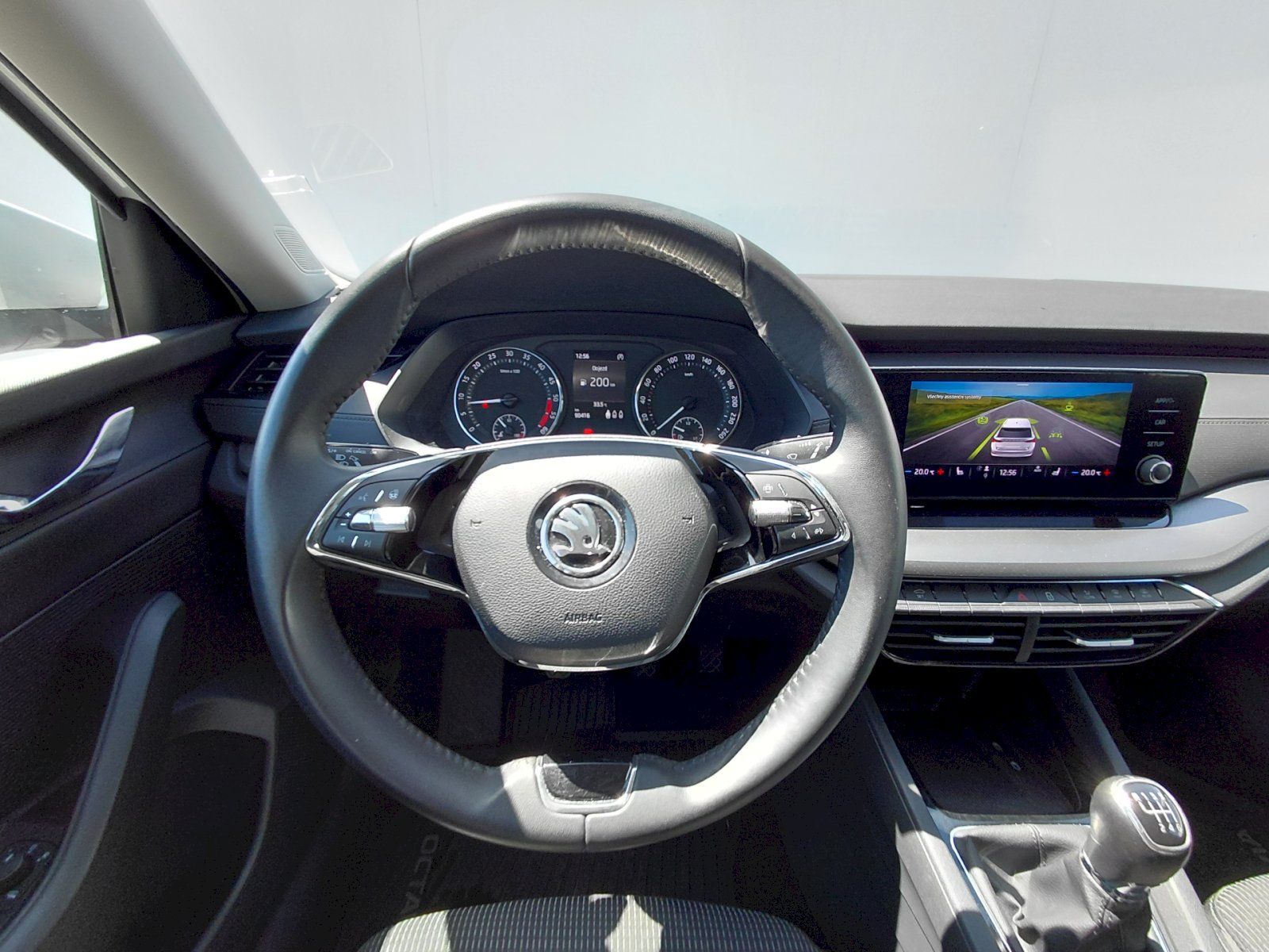 Škoda Octavia, 2.0 TDI 85kW Ambition Combi - fotka 5