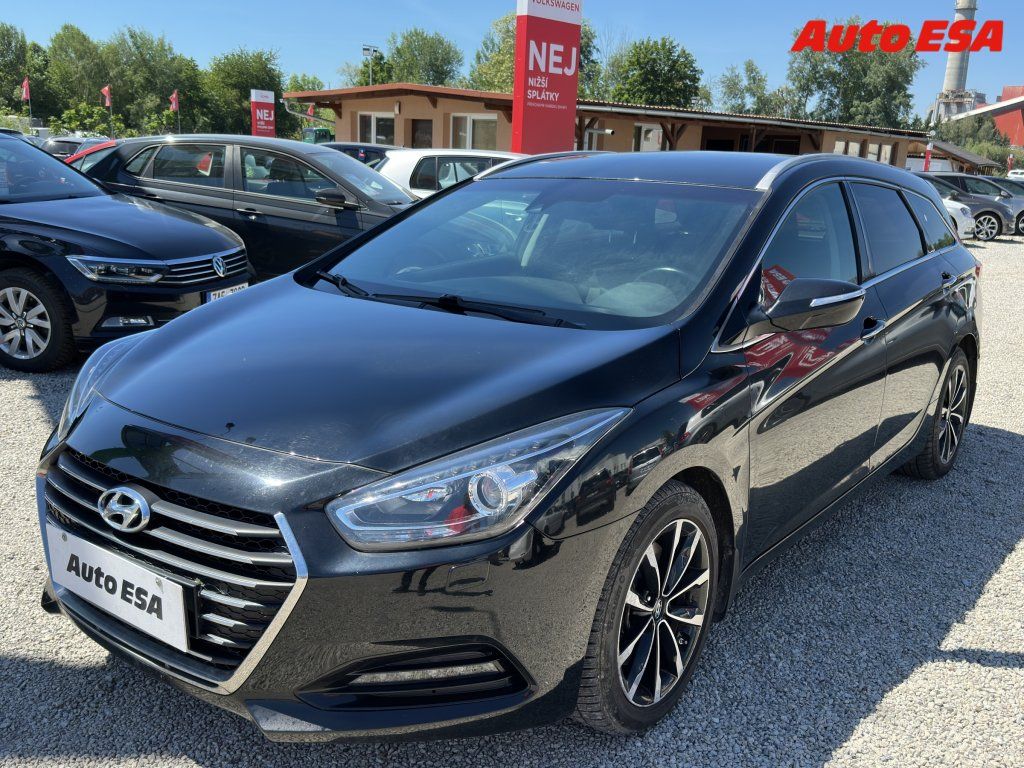 Hyundai i40, 1.7 D,ČR,autoAC - fotka 3