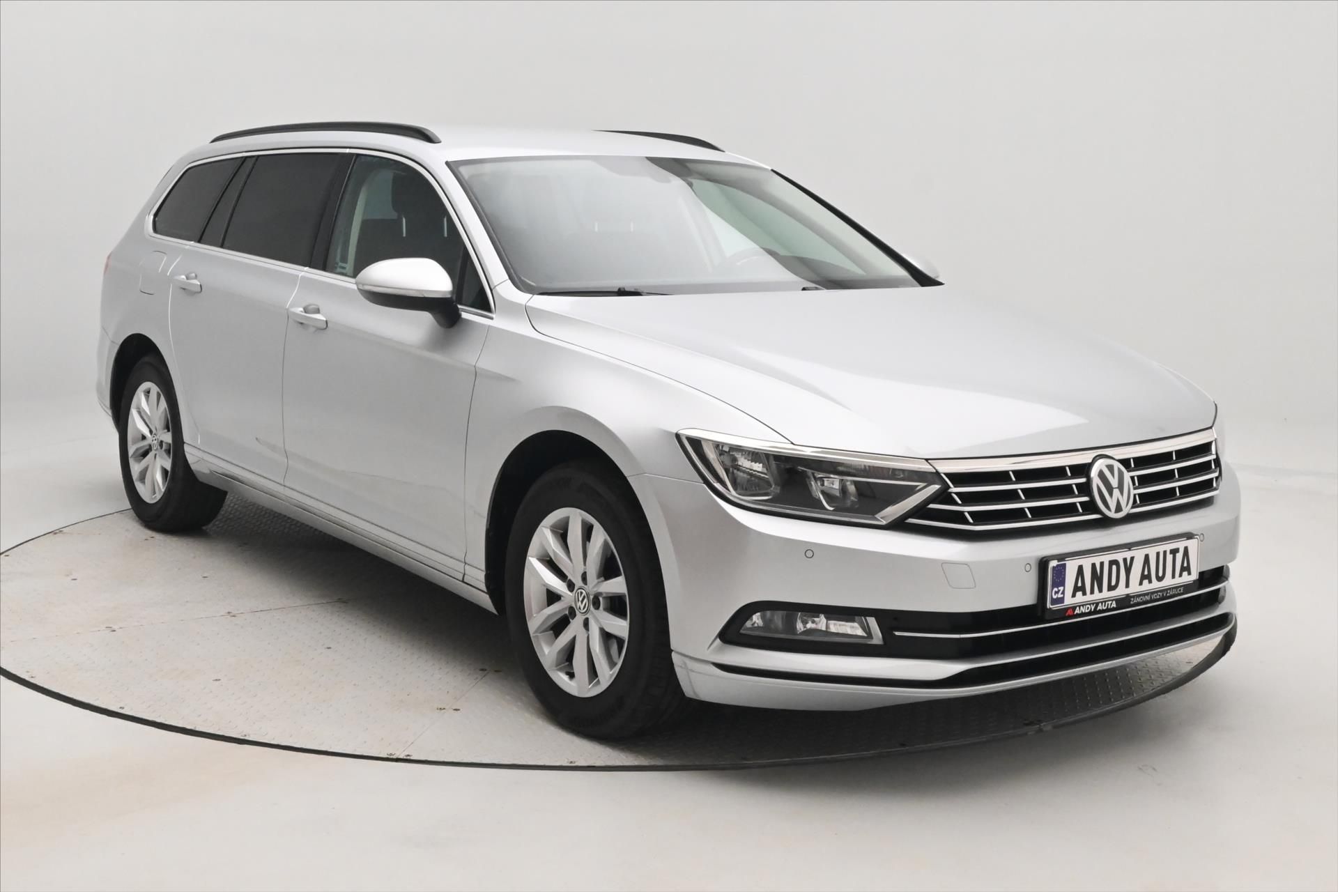 Volkswagen Passat, 2,0 TDI 110 kW Navigace Záruka - fotka 3