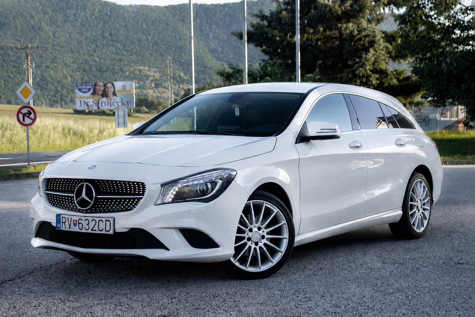 Mercedes-Benz CLA