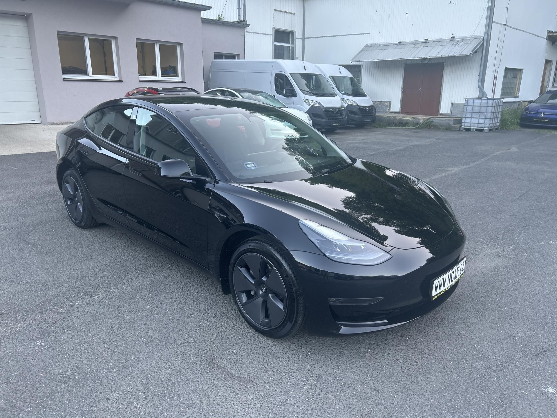Tesla Model 3, LONG RANGE DUAL MOTOR SOH 97% - fotka 3