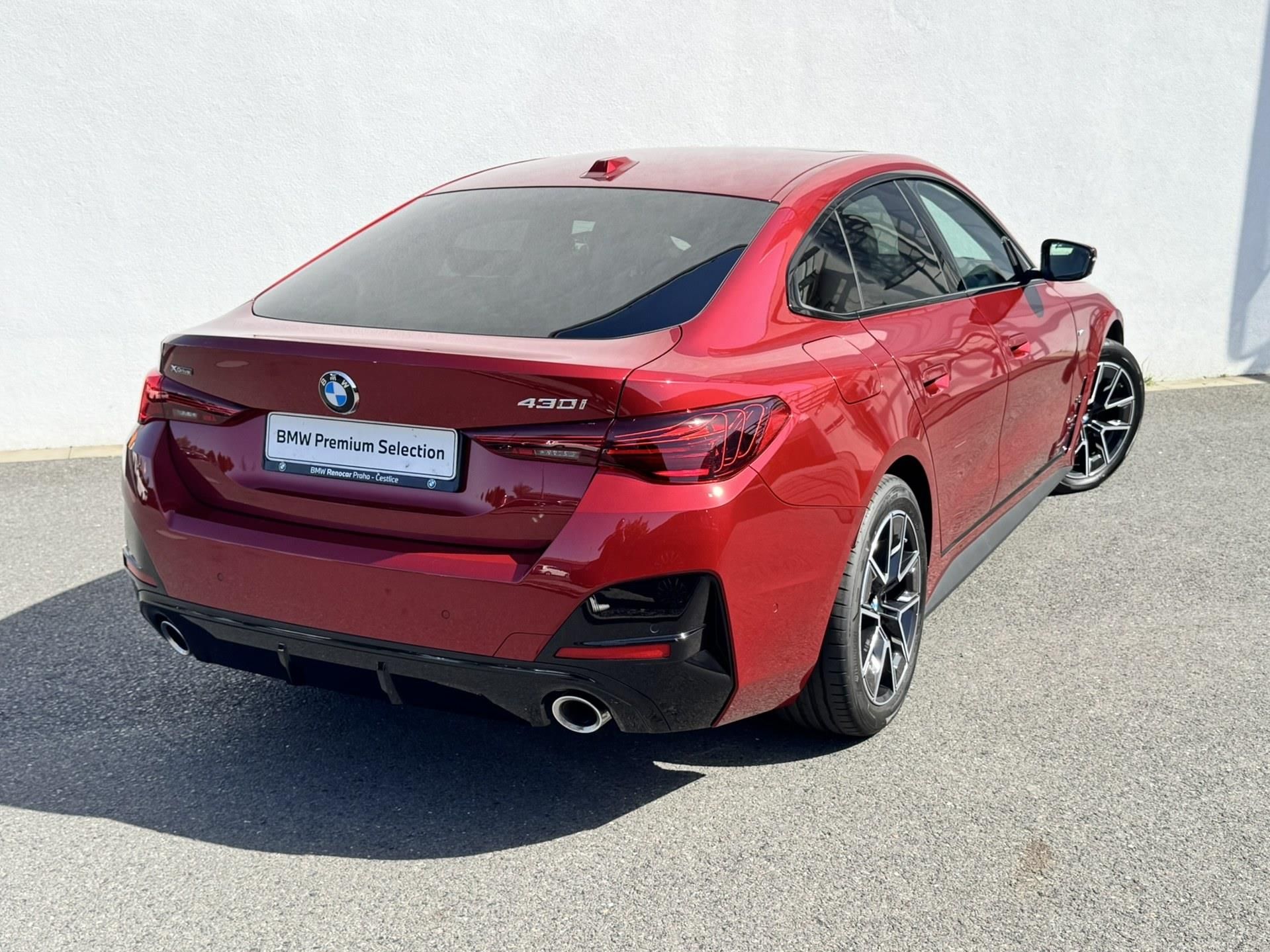 BMW Řada 4, 430i xDrive Tažné Harman - fotka 2