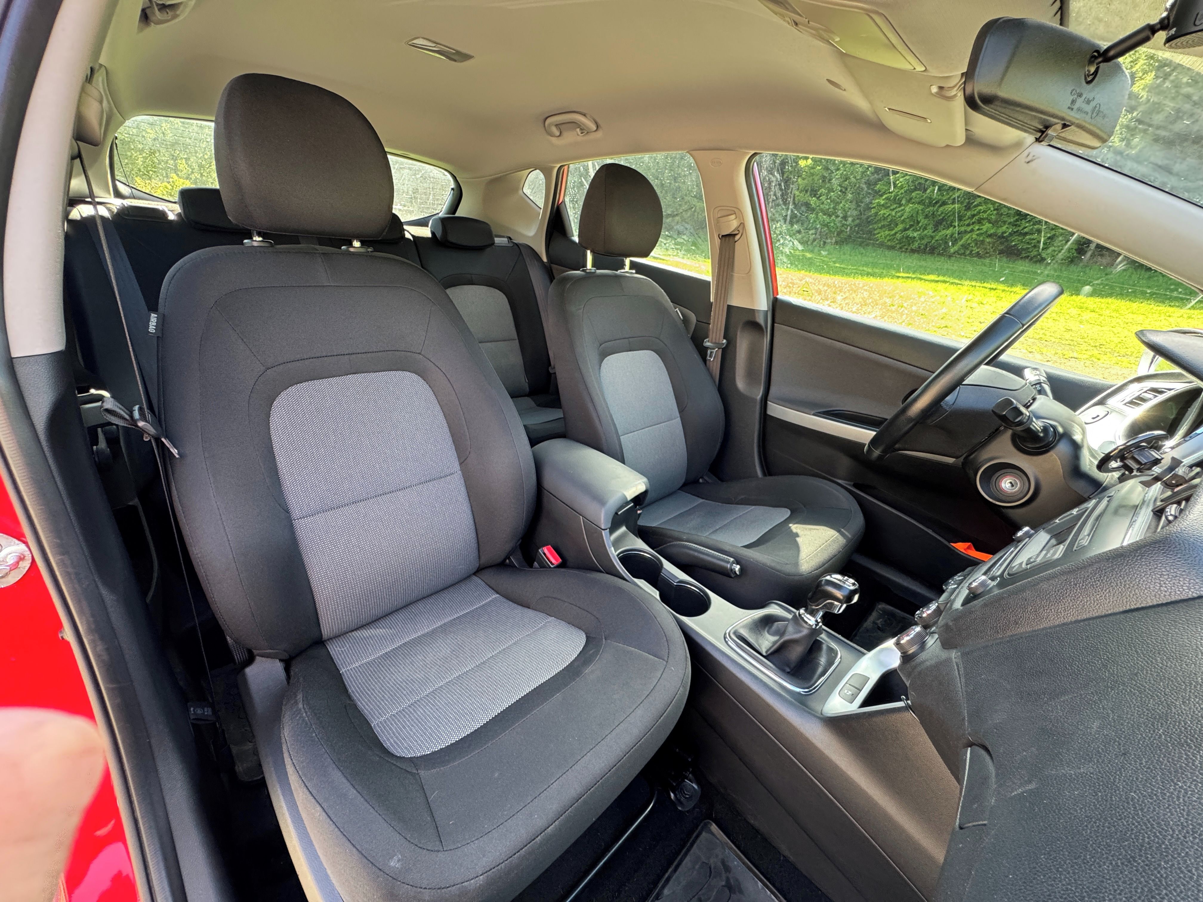 Kia Cee´d, 1.4 MPI, STK 09/2027, 2× ALU - fotka 6