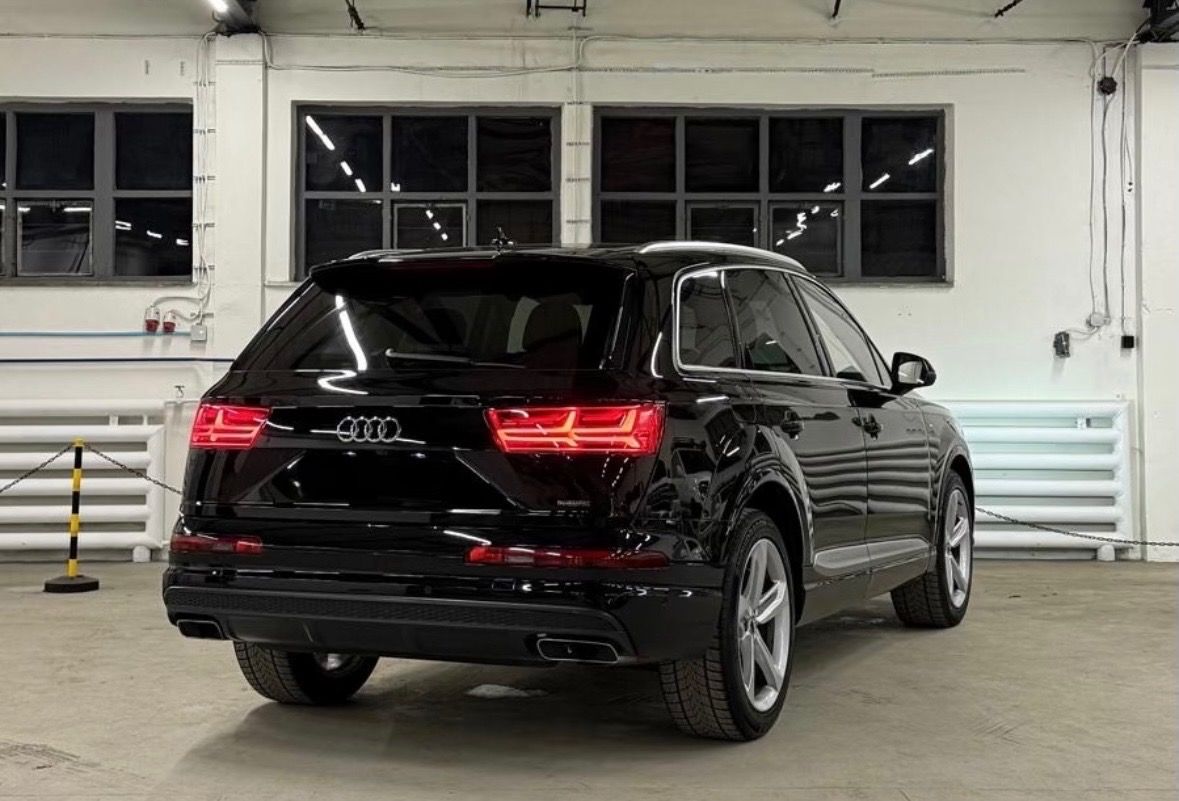 Audi Q7, Sline 3.0 TDi Quattro - fotka 5