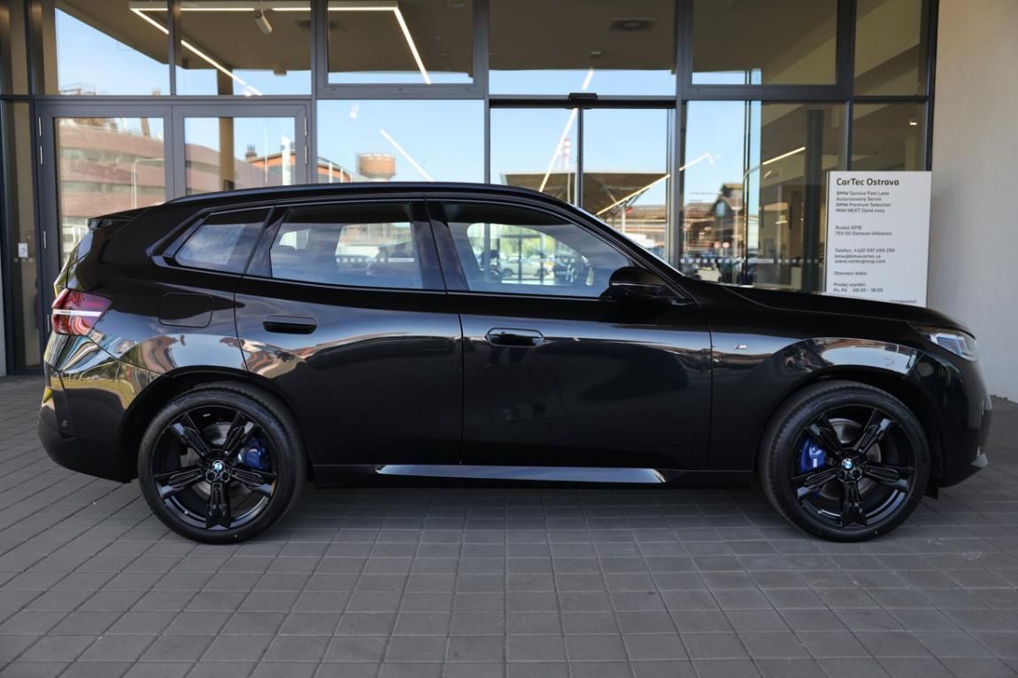 BMW X3, xDrive 40d - fotka 4