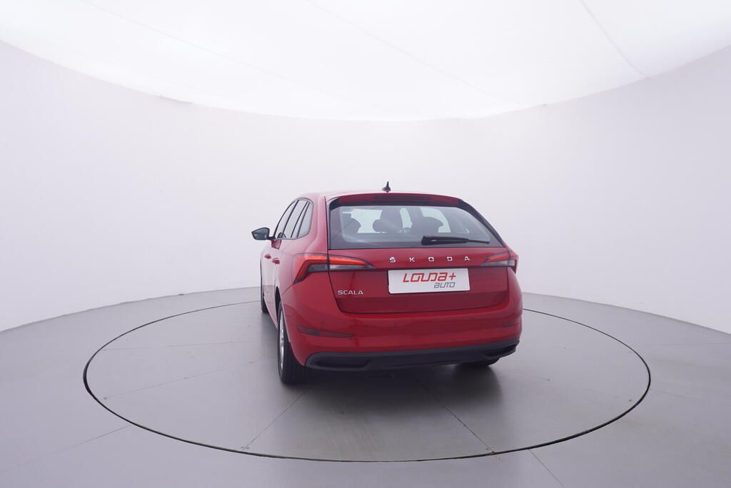 Škoda Scala, Ambition 1.0 TSI 70 kW - fotka 4