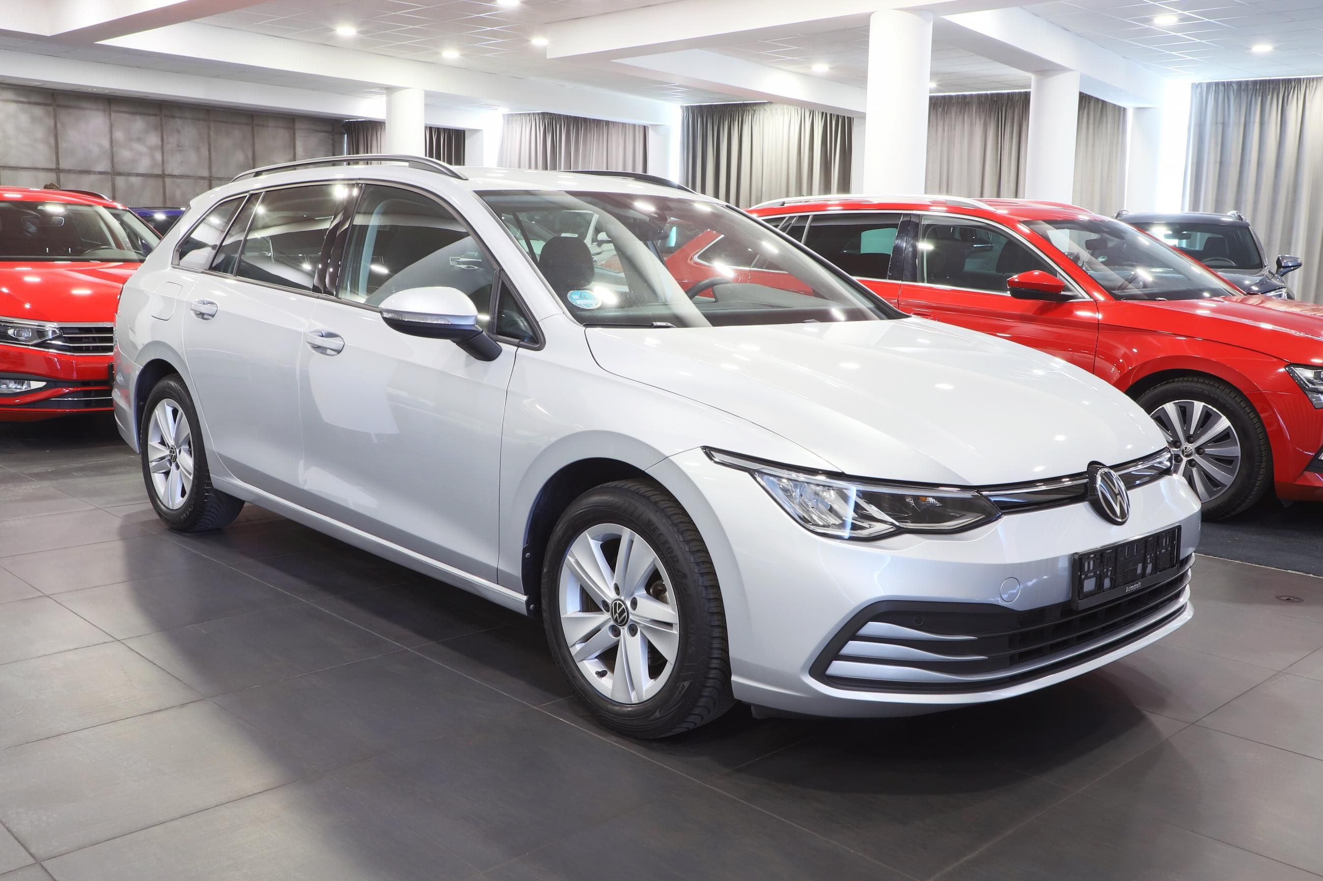 Volkswagen Golf Variant, 1.5 eTSI 110kW DSG / ALU 16''