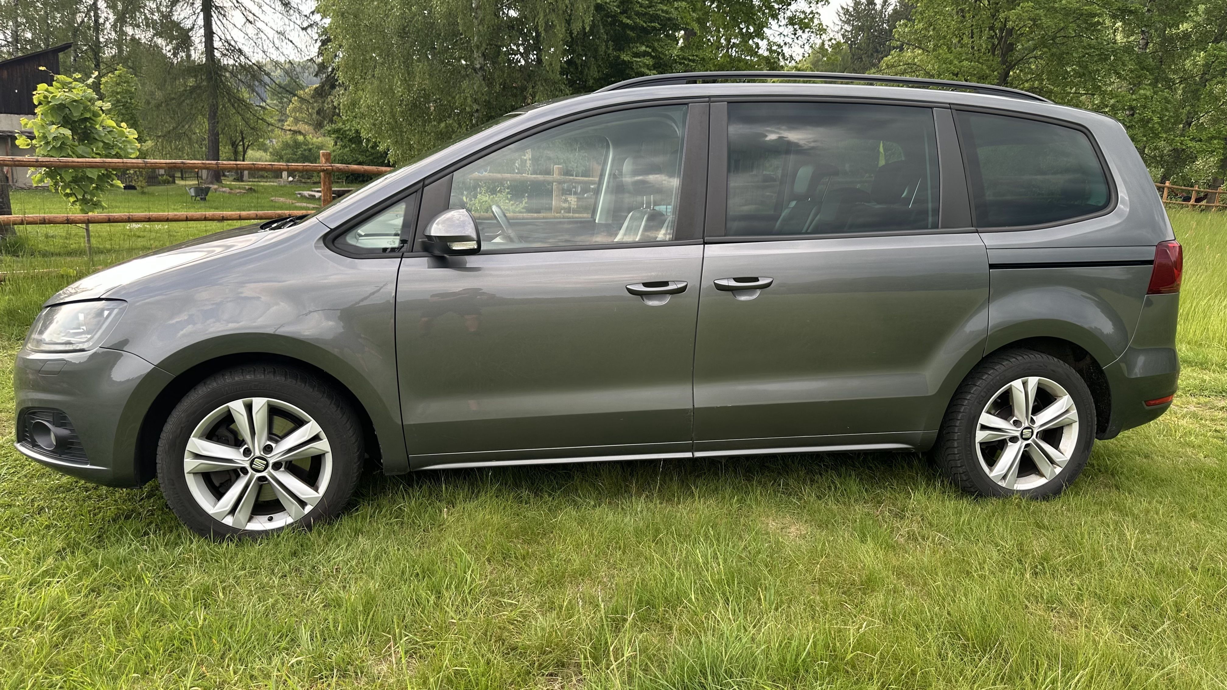 Seat Alhambra, 110kW, 4x4, 7 míst, tažné - fotka 3