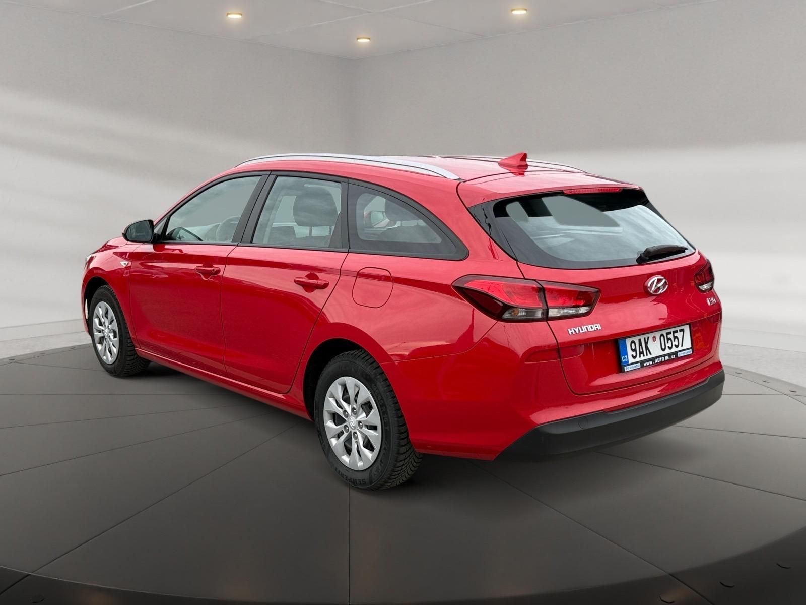 Hyundai i30, START PLUS 1.5i 80kW CZ DPH - fotka 4
