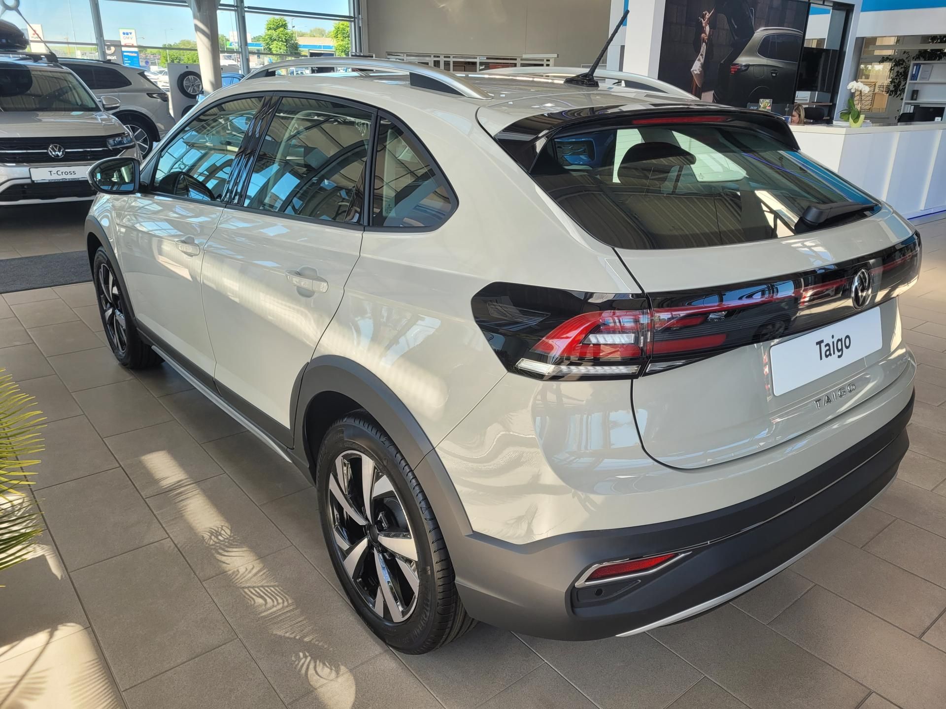 Volkswagen Taigo, Love 1,0 TSI 85 kW 6G - fotka 2