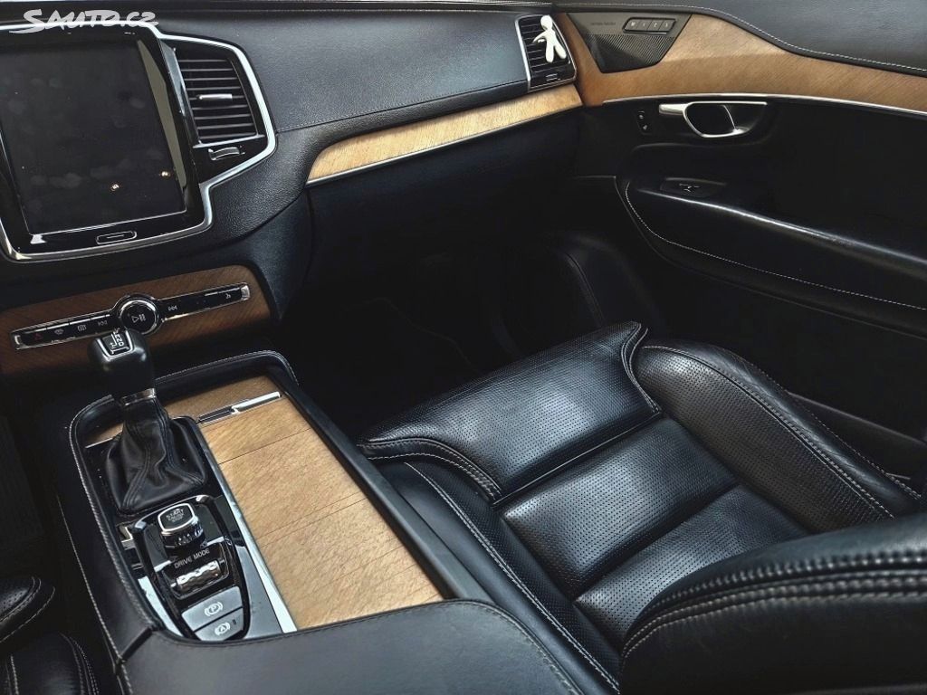 Volvo XC90, 2.0 DB5 AWD INSCRIPION AUT 7M - fotka 4