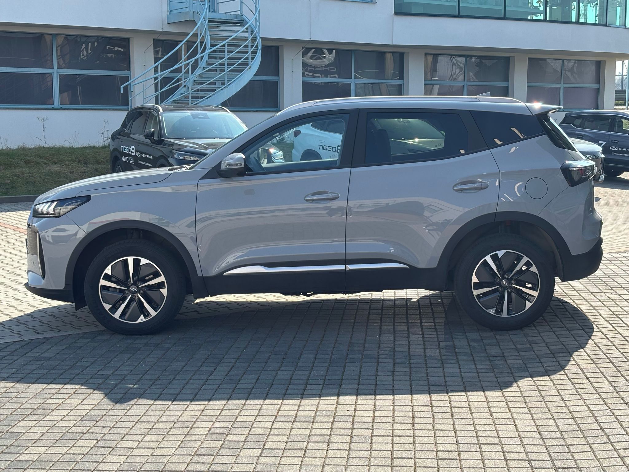 Chery Tiggo 4 HEV, UNIQUE - fotka 4