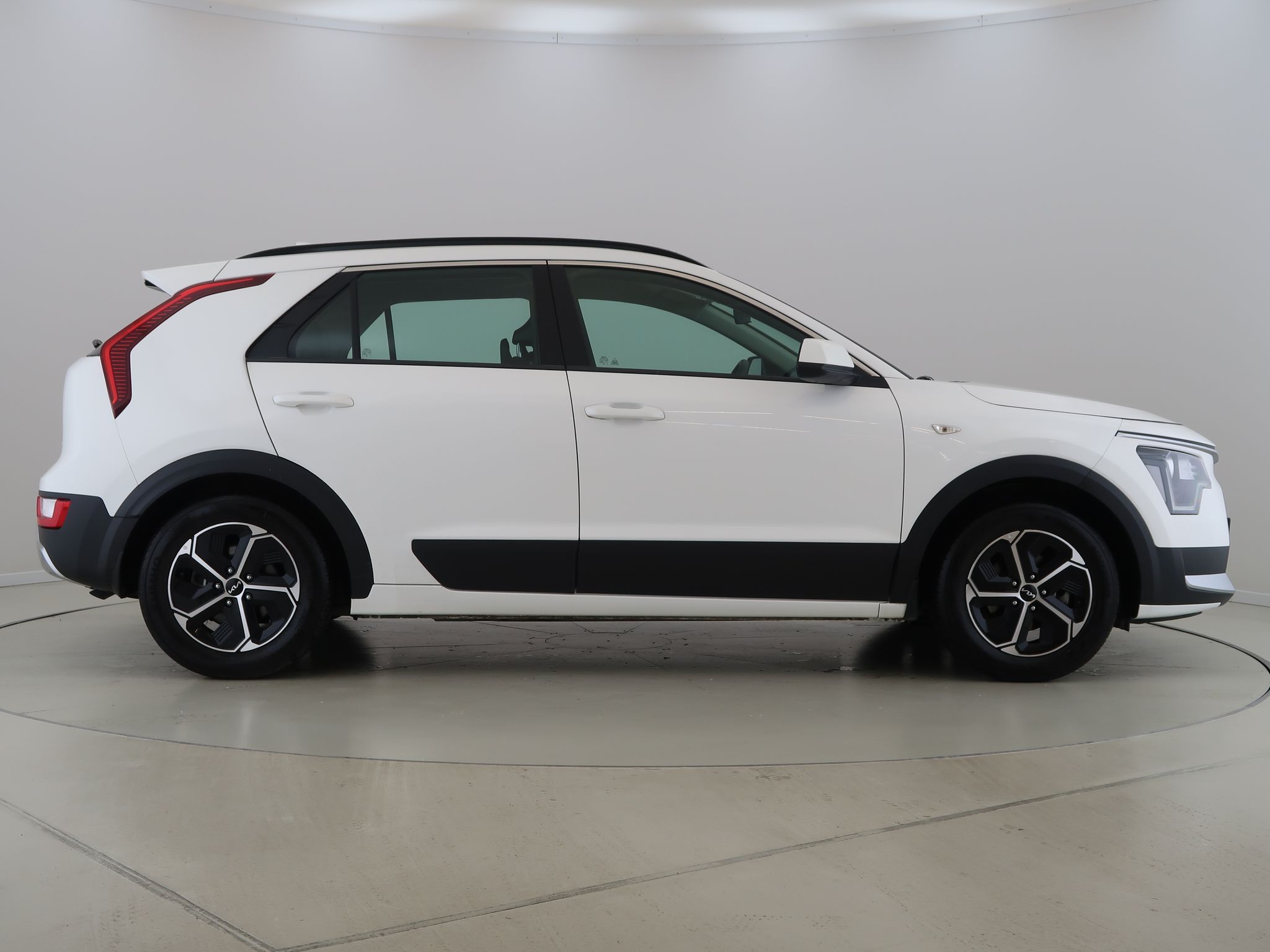 Kia Niro, 1.6GDi HEV,CZ,Comfort - fotka 4