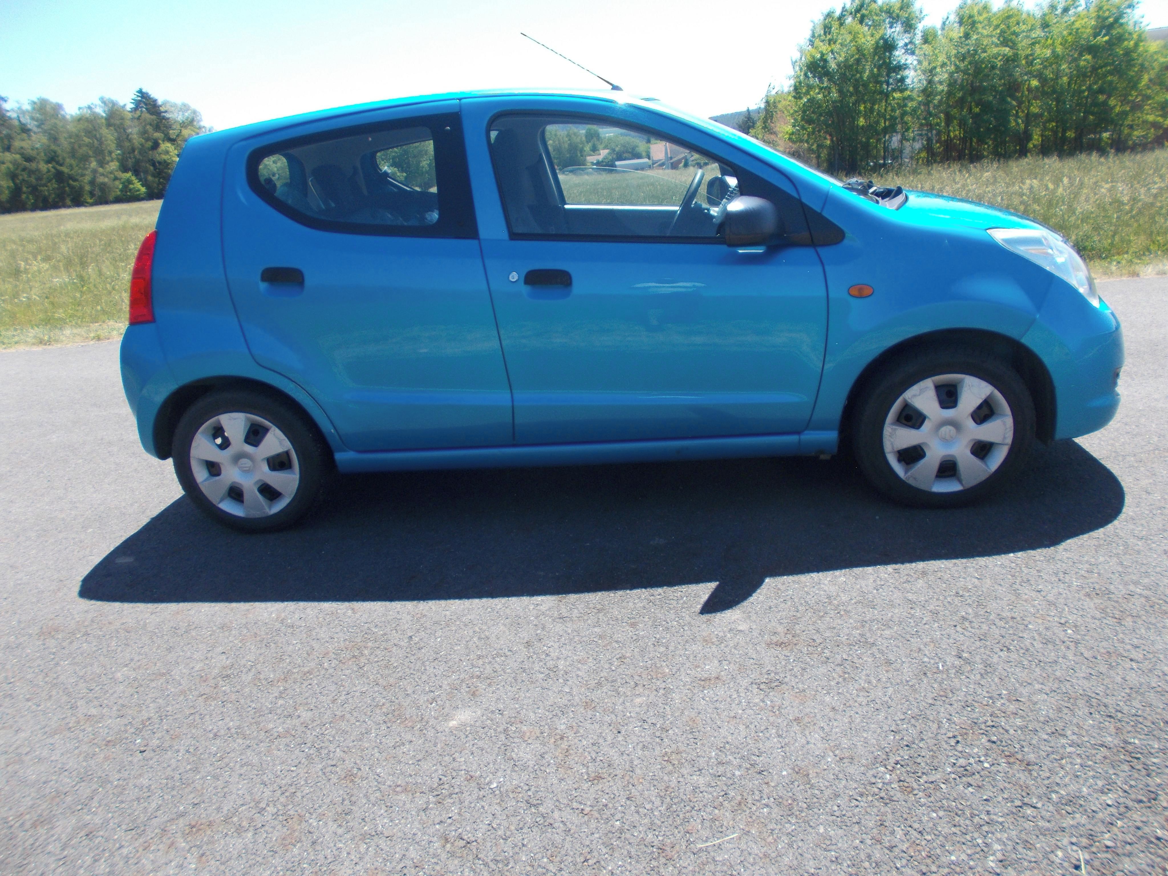 Suzuki Alto, 1,0 1 maj koup v ČR 66 000 KM - fotka 6