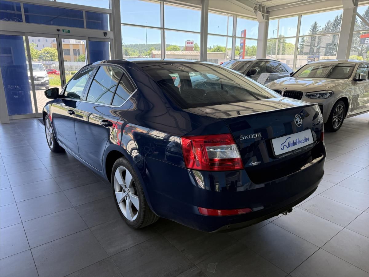 Škoda Octavia, 1,4   TSI 110kW,SERVISKA,ČR - fotka 4