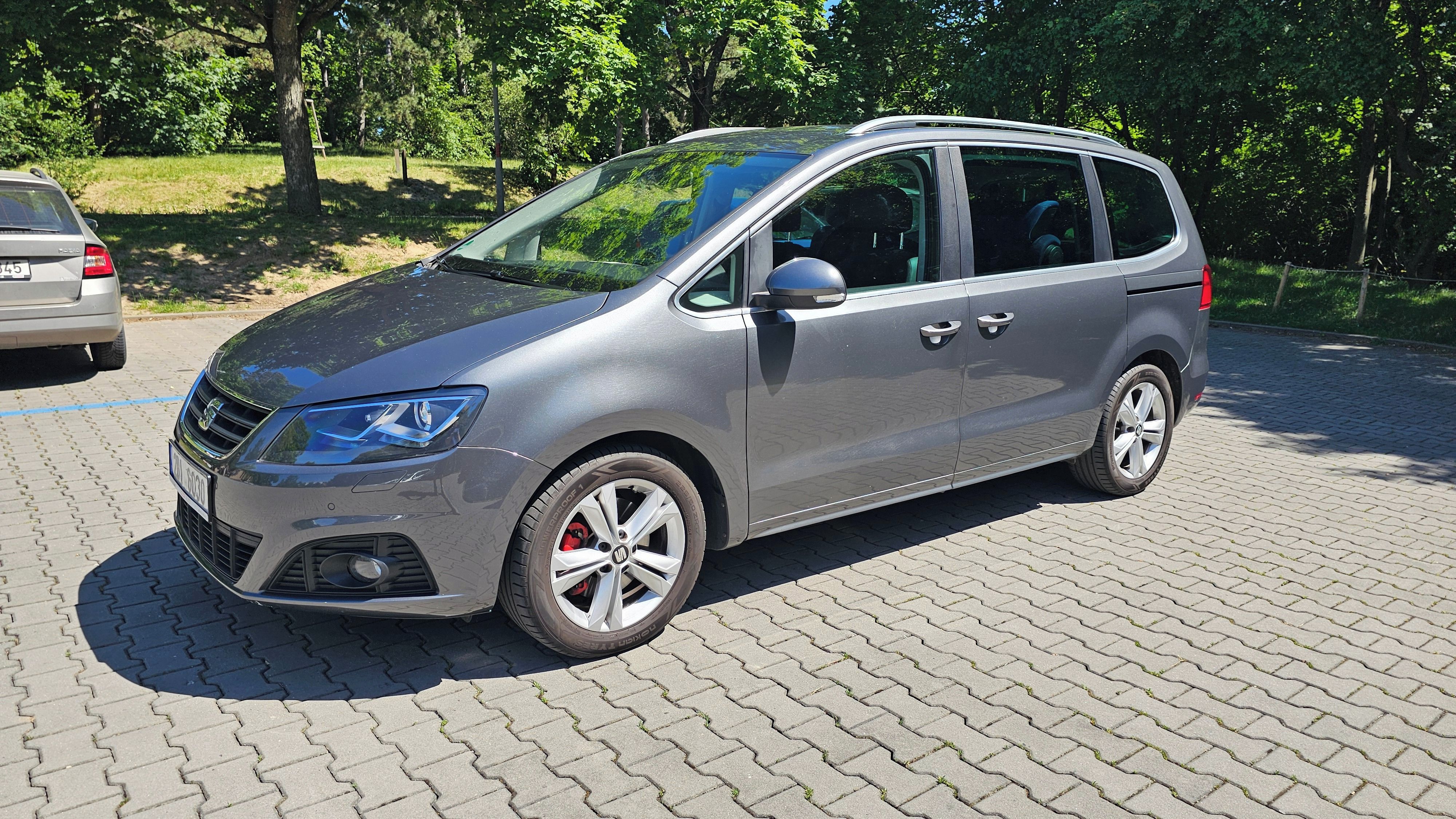 Seat Alhambra, 135kW, 7 míst, tažné