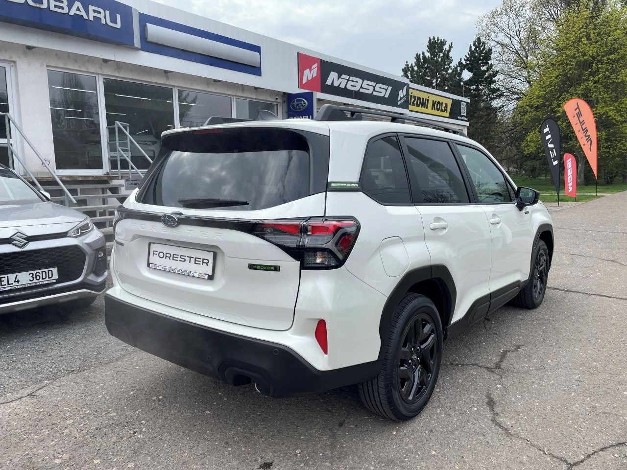 Subaru Forester, 2.0i e-BOXER ES FIELD AWD - fotka 3