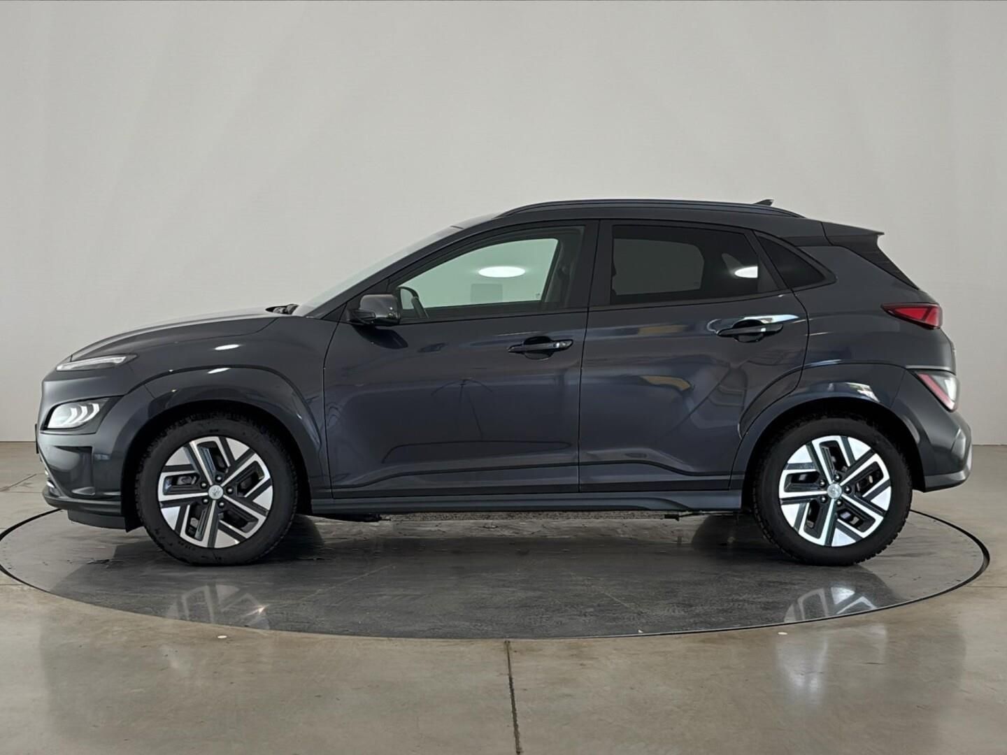 Hyundai Kona, 0.0 elektro / 150 kW 64kWh - fotka 3