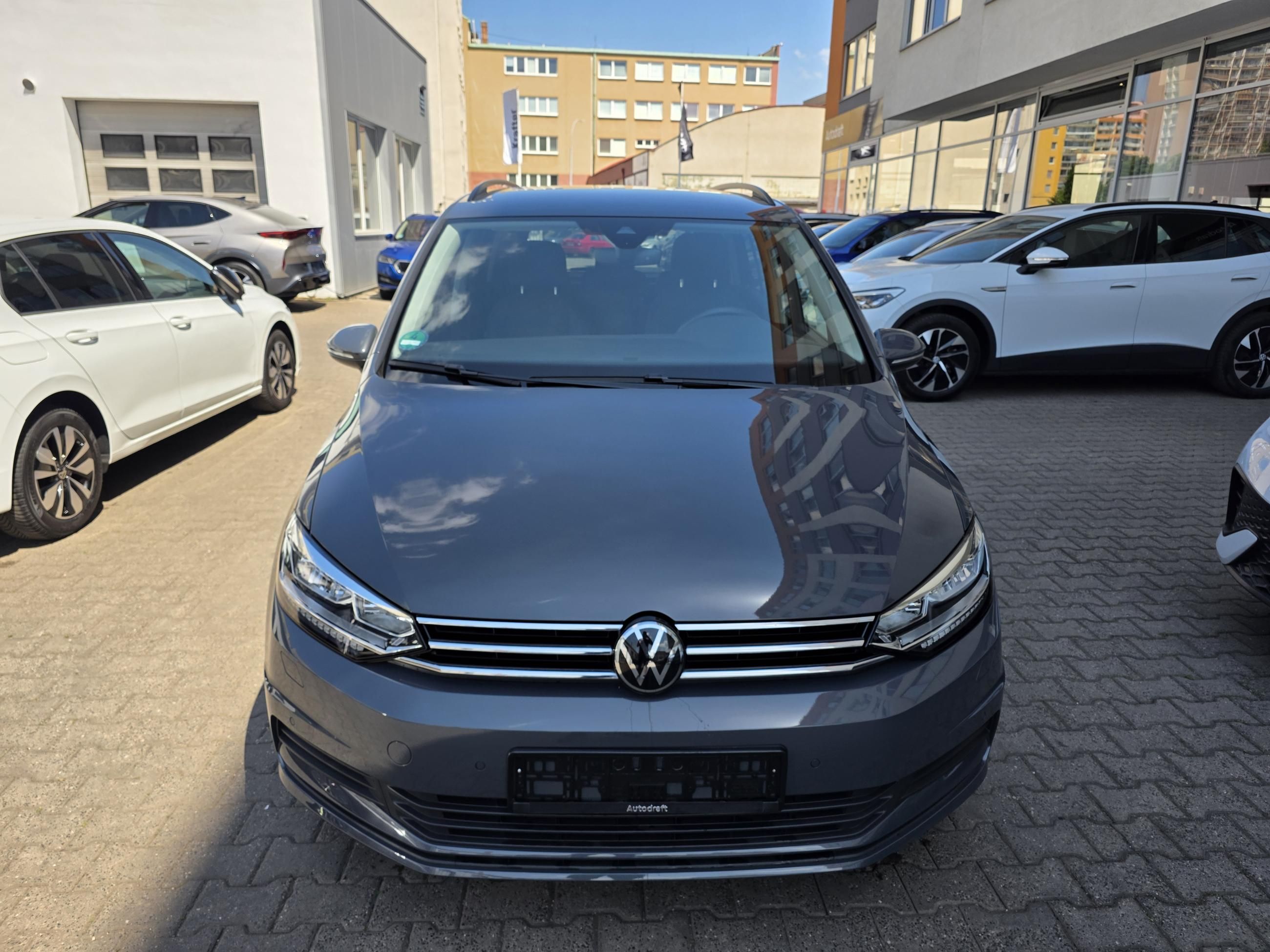 Volkswagen Touran, 2.0 TDI 110kW DSG / ALU 16'' - fotka 3