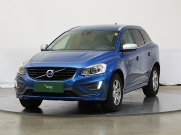 2.4 D4 140 kW AWD Momentum