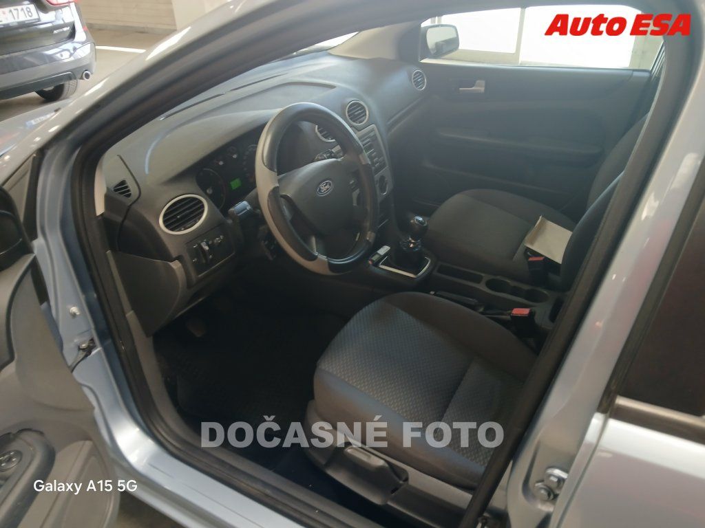 Ford Focus, 2.0 TDCi - fotka 3