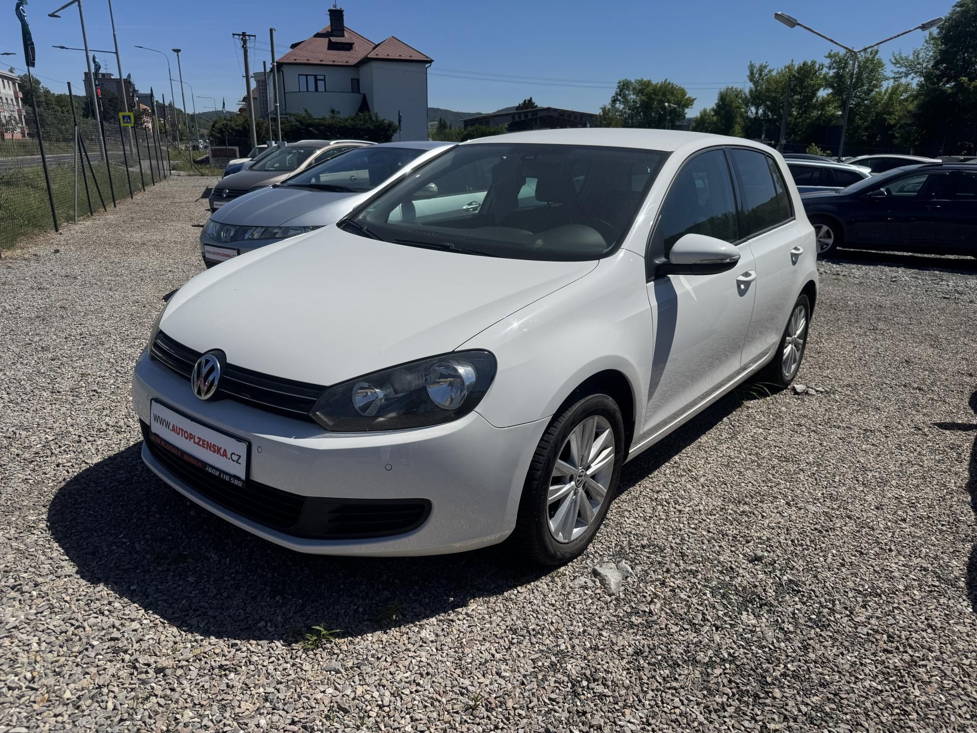 Volkswagen Golf, 1.4TSi,SERVISKA,PĚKNÉ - fotka 2