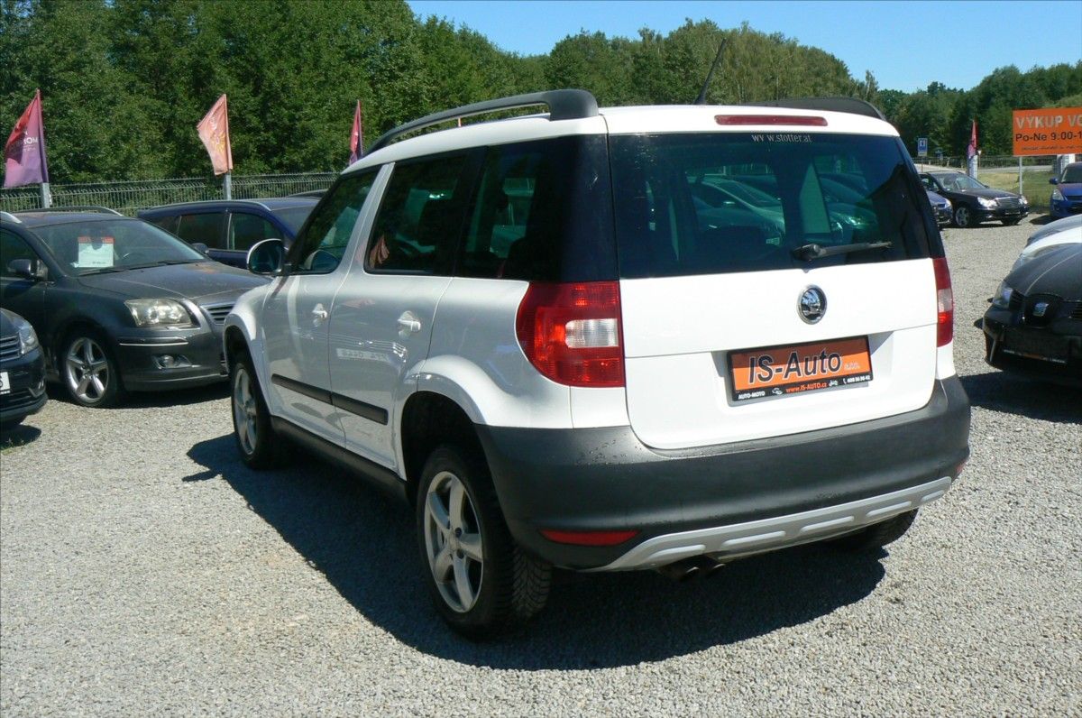 Škoda Yeti, 2,0 Active  TDi -4x4 - fotka 5