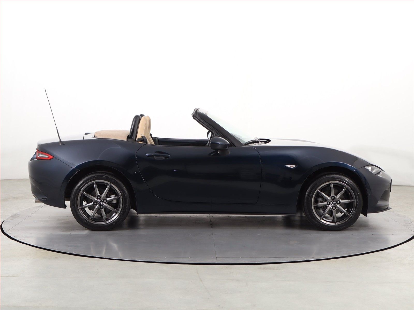 Mazda MX-5, 1.5 Skyactiv G - fotka 6