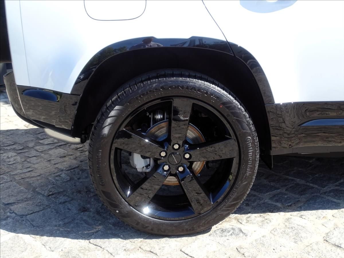 Land Rover Defender, 110 D250 X-DYNAMIC SE - fotka 6