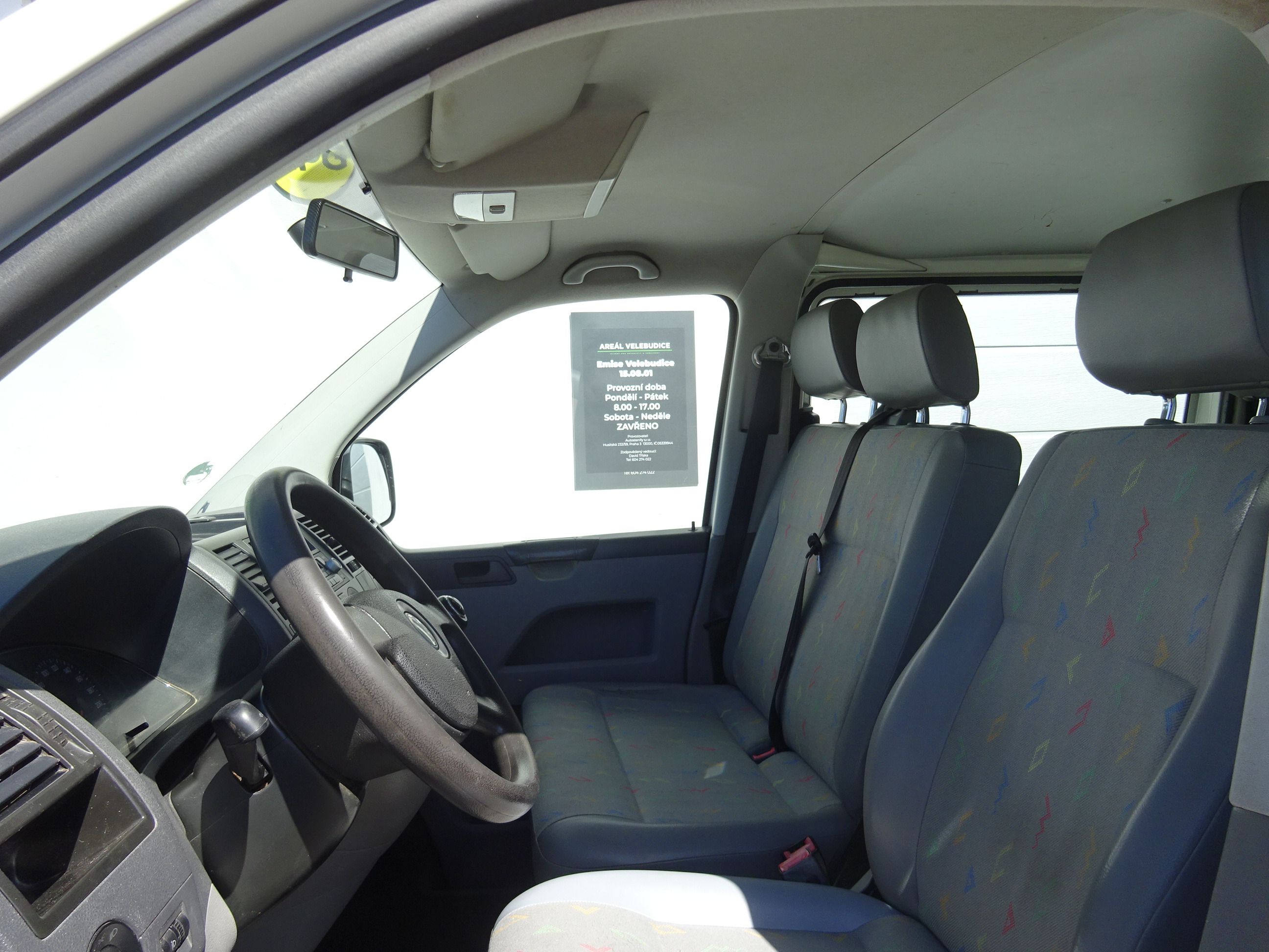 Volkswagen Transporter, T5 1.9 TDi - fotka 5