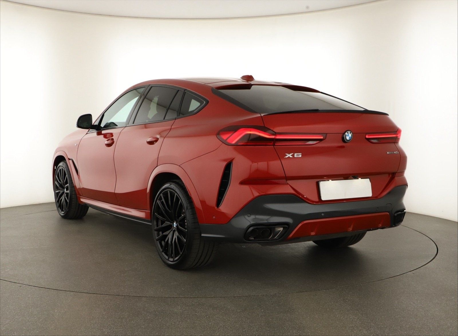 BMW X6, xDrive40i, M Paket, vzduch - fotka 4
