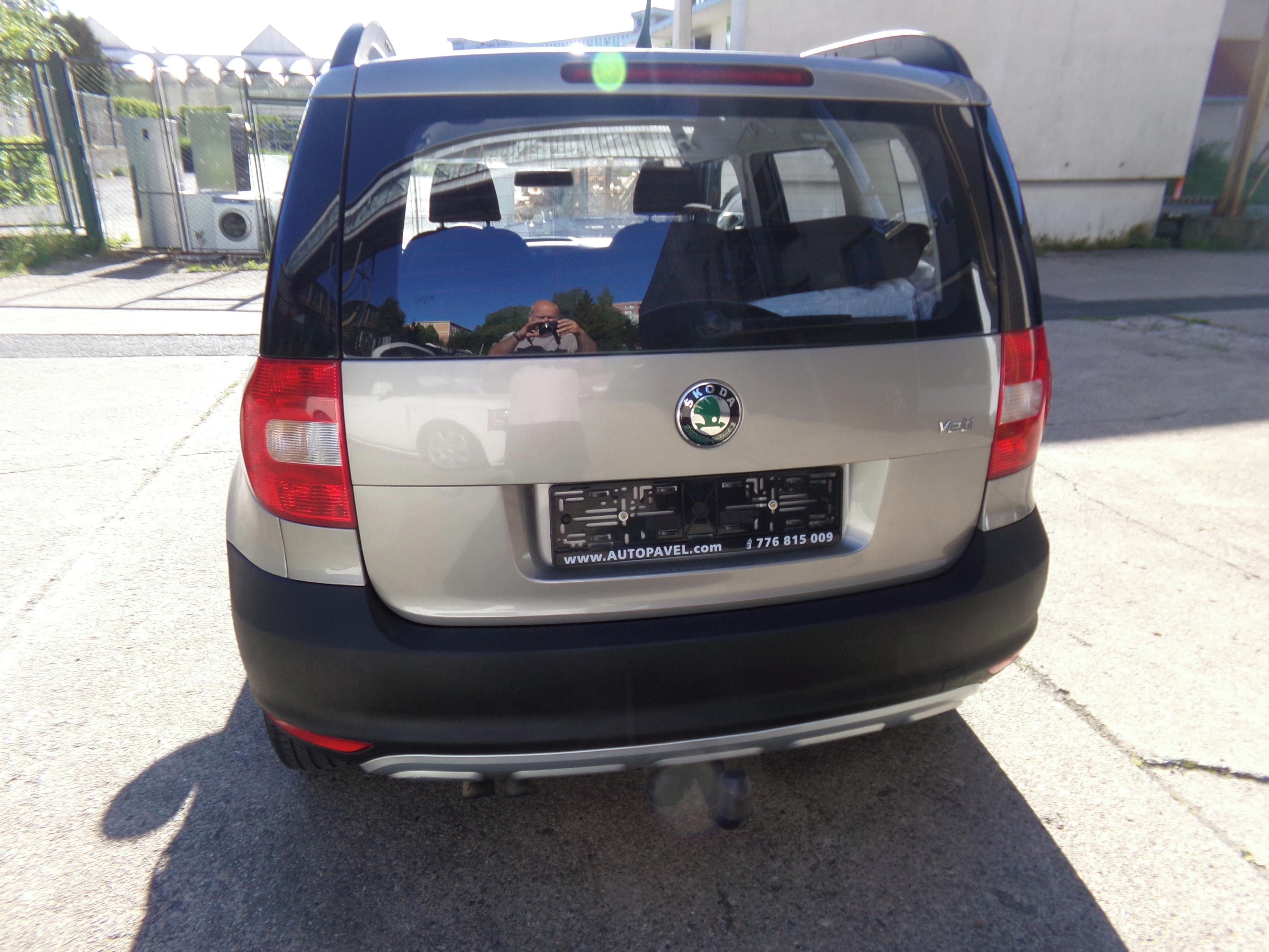 Škoda Yeti, 1.2 TSI AMBITION - fotka 3