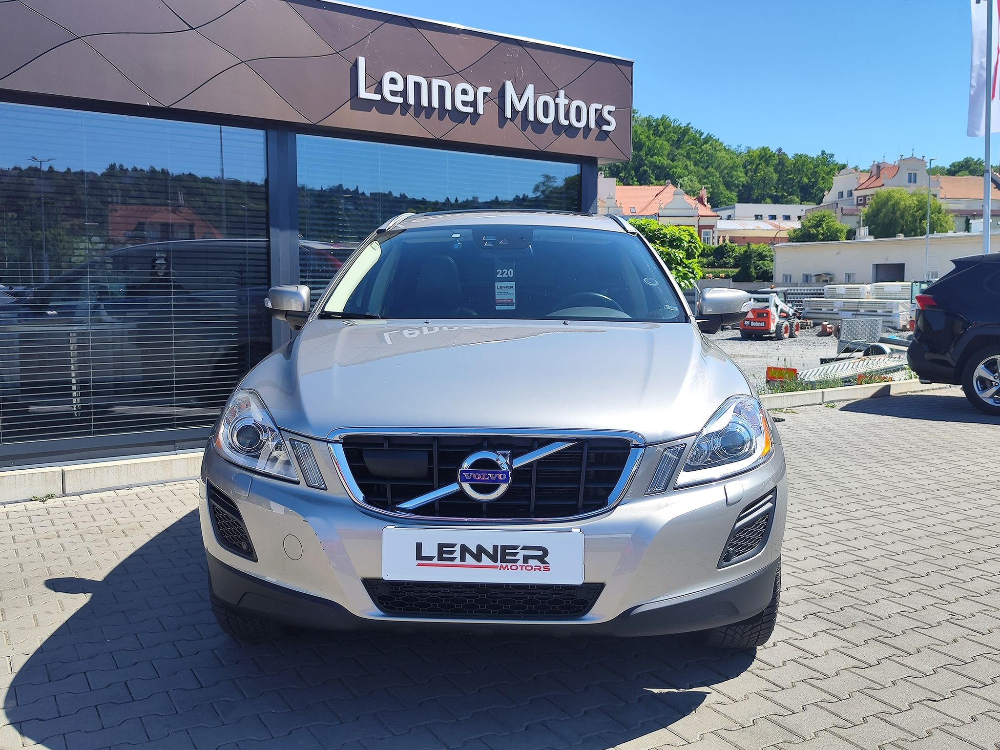Volvo XC60, D5 2.4D/158kW Summum AWD - fotka 2