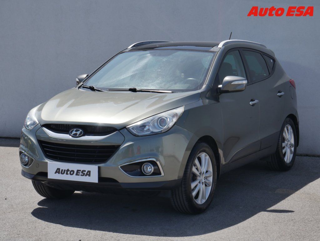 Hyundai ix35, 2.0i 4x4,ČR - fotka 3