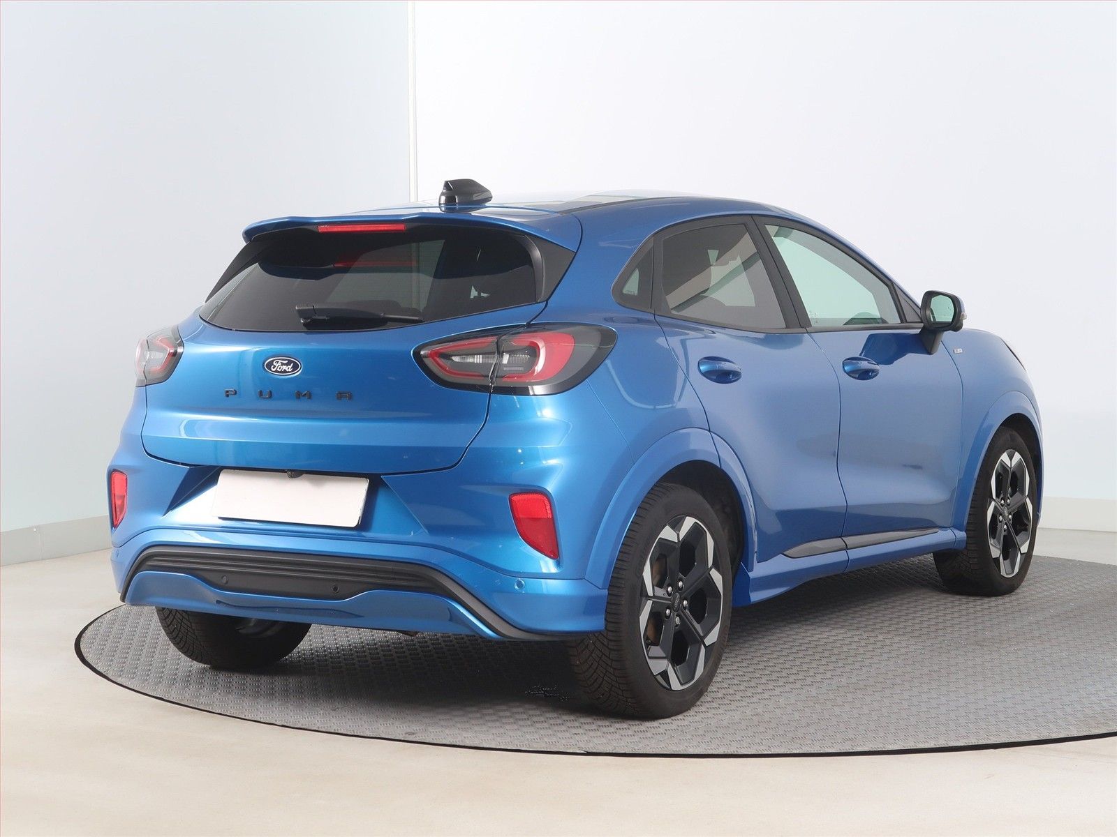 Ford Puma, 1.0 EcoBoost mHEV, ST-Line X - fotka 5