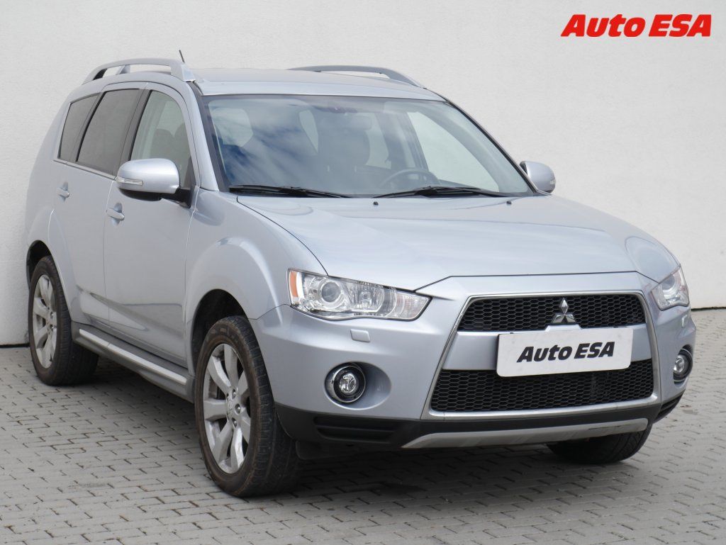Mitsubishi Outlander, 2.2 DI-D 4WD,Intense,AT