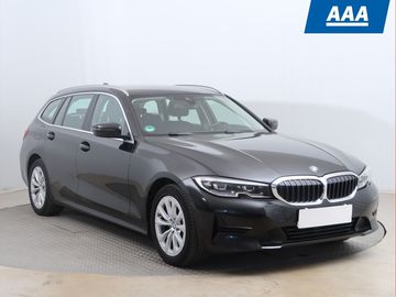 320 d xDrive, NOVÁ CENA, 4X4