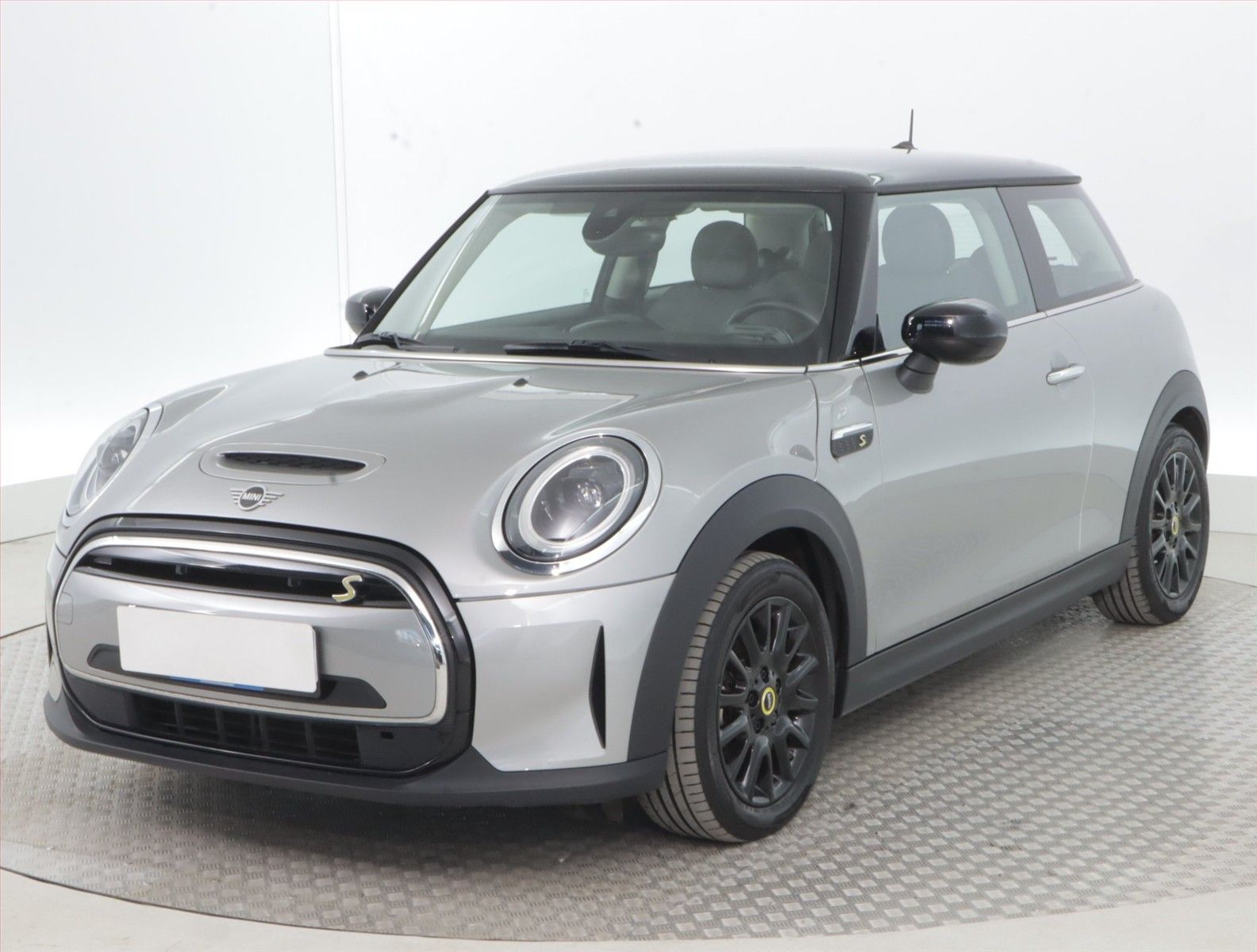 Mini, Cooper SE 32 kWh, SoH 99% - fotka 2
