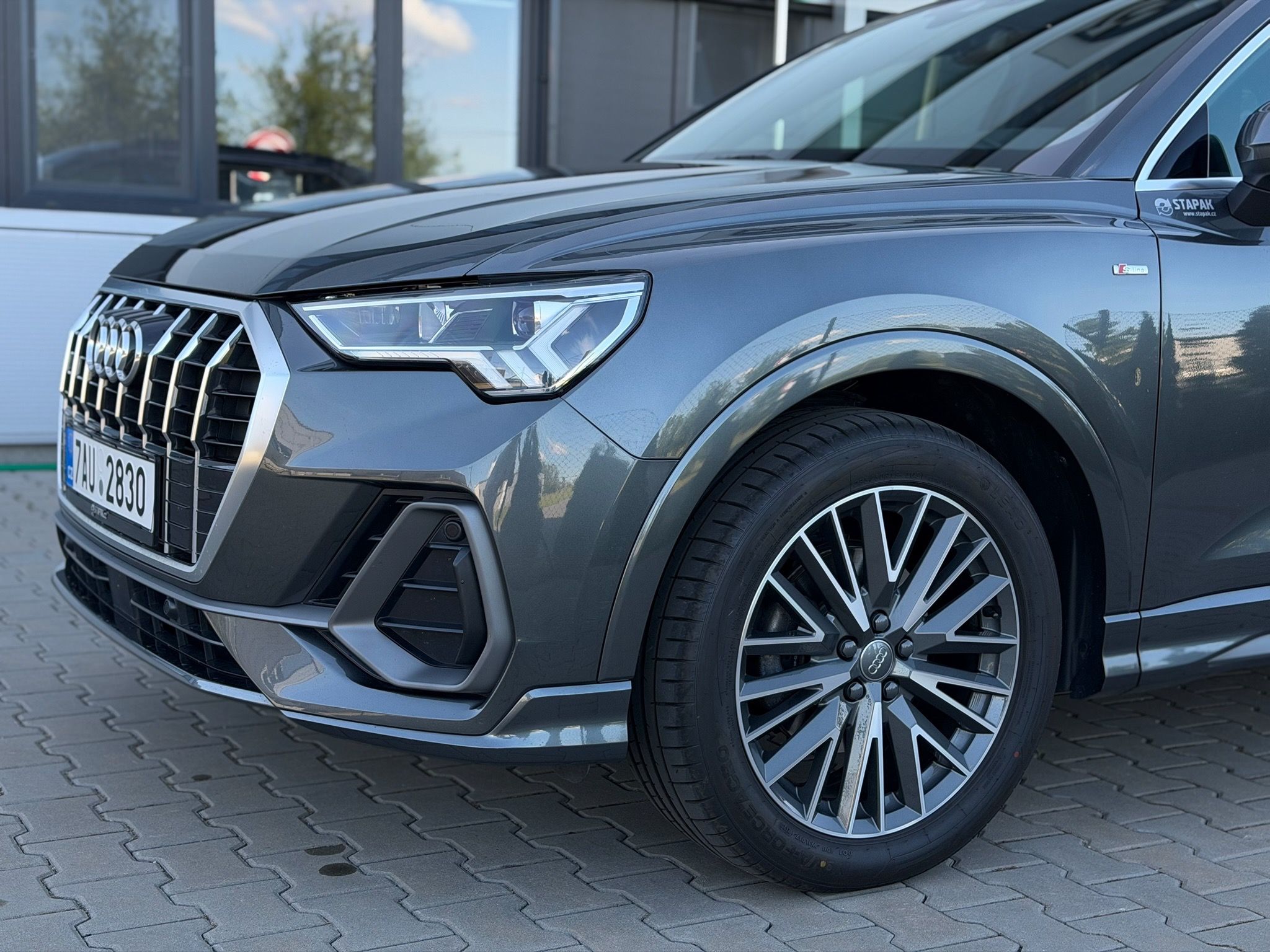 Audi Q3, 1.5 TFSI DSG S-line ČR DPH - fotka 6