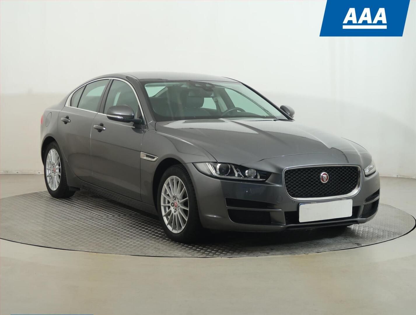Jaguar XE, E-Performance, NOVÁ CENA