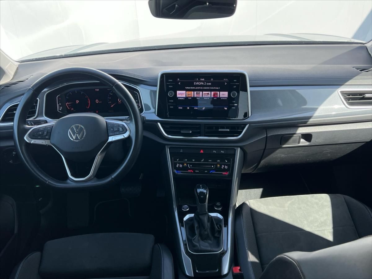 Volkswagen T-Roc, 1,5 TSi 110 kW 7DSG STYLE - fotka 5
