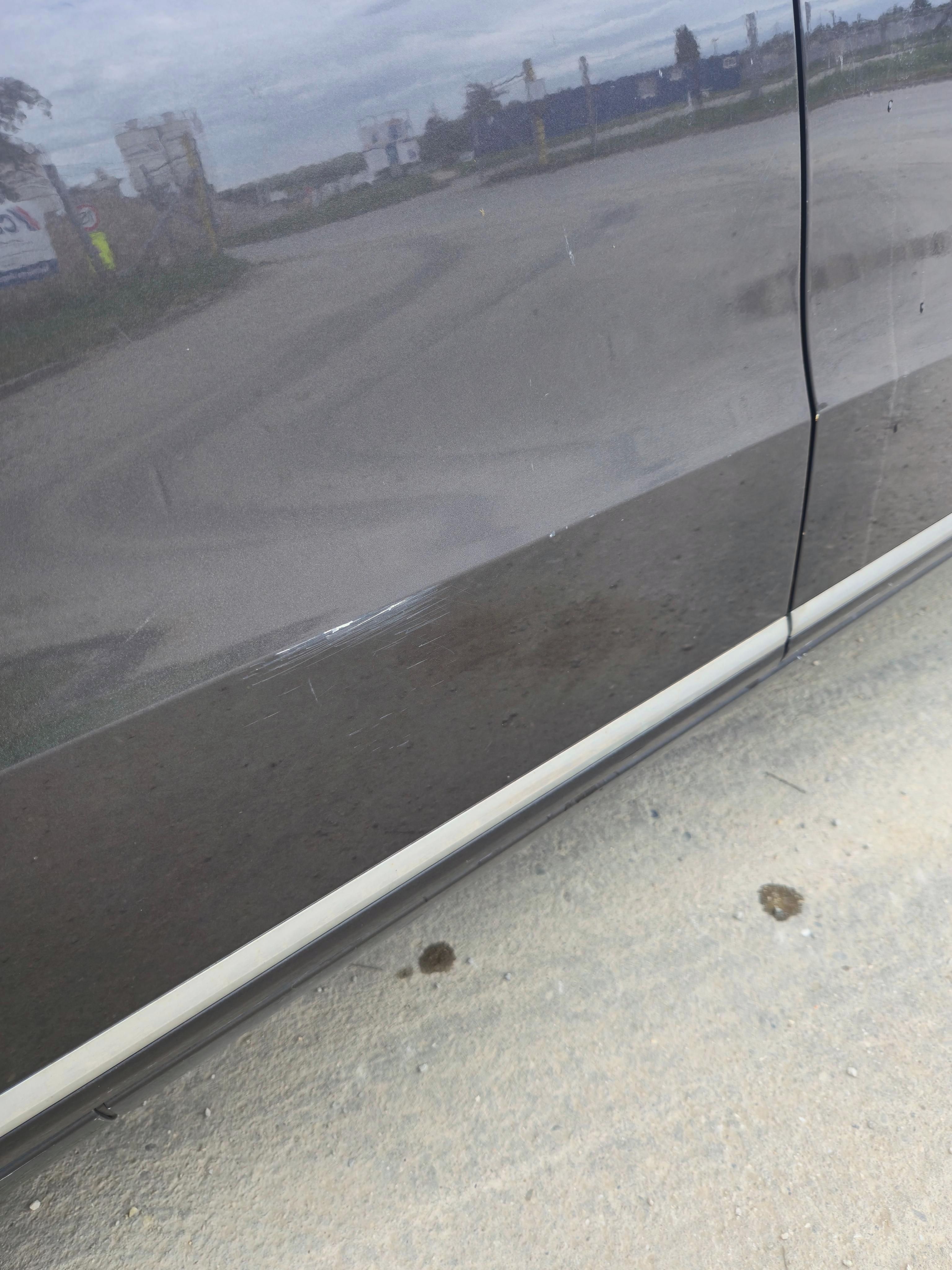 Volkswagen Passat, 2.0 TDI, Highline - fotka 6