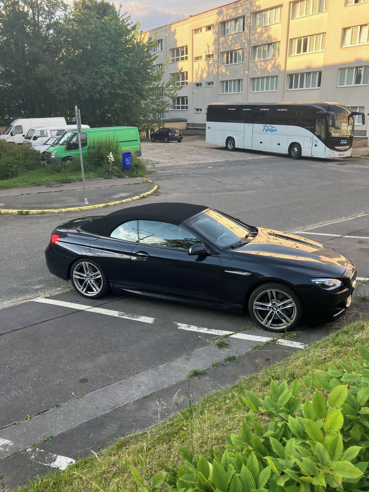 BMW Řada 6, BMW 650i Cabrio - fotka 4