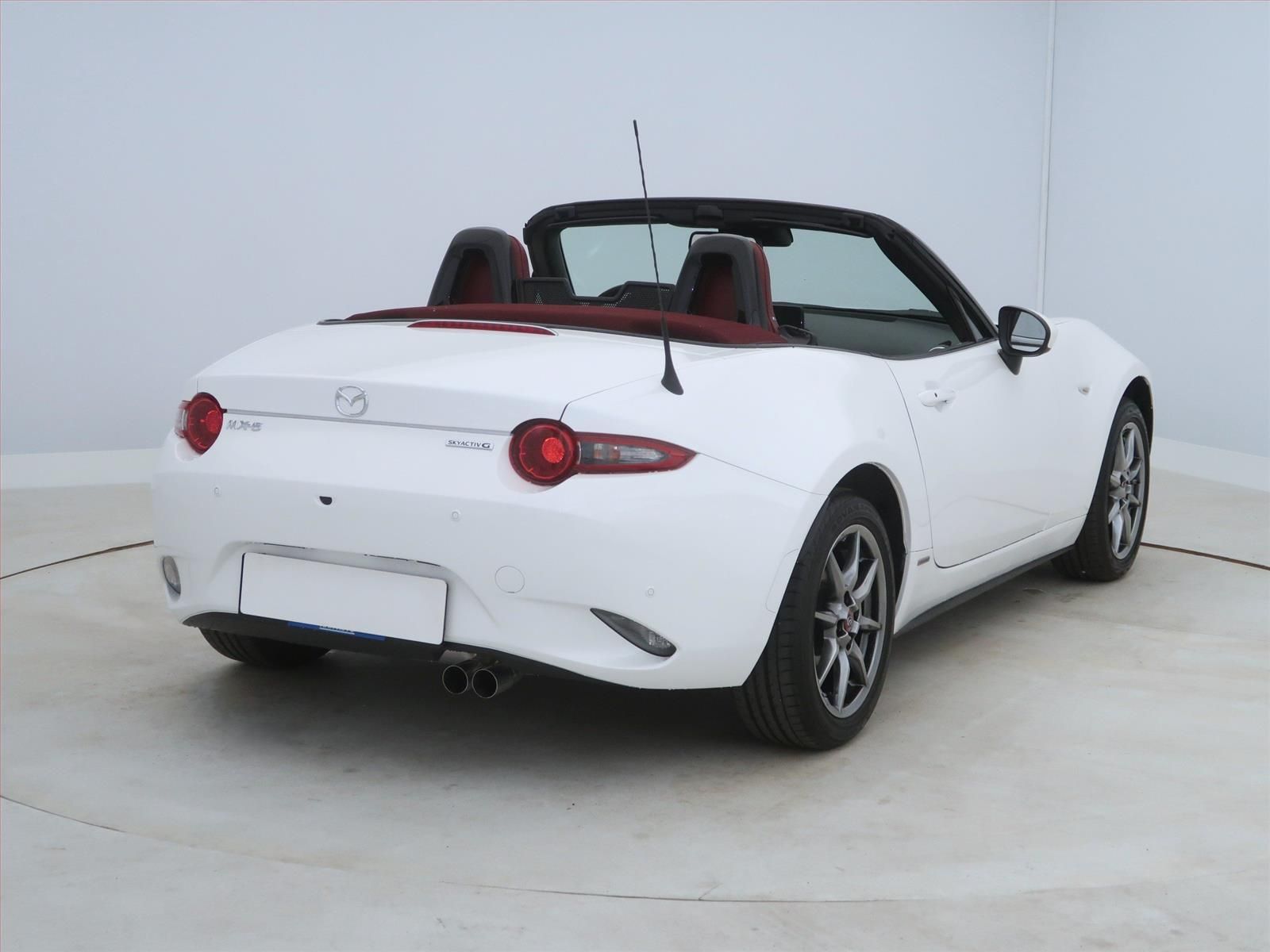 Mazda MX-5, 1.5 Skyactiv G, Serv.kniha - fotka 5